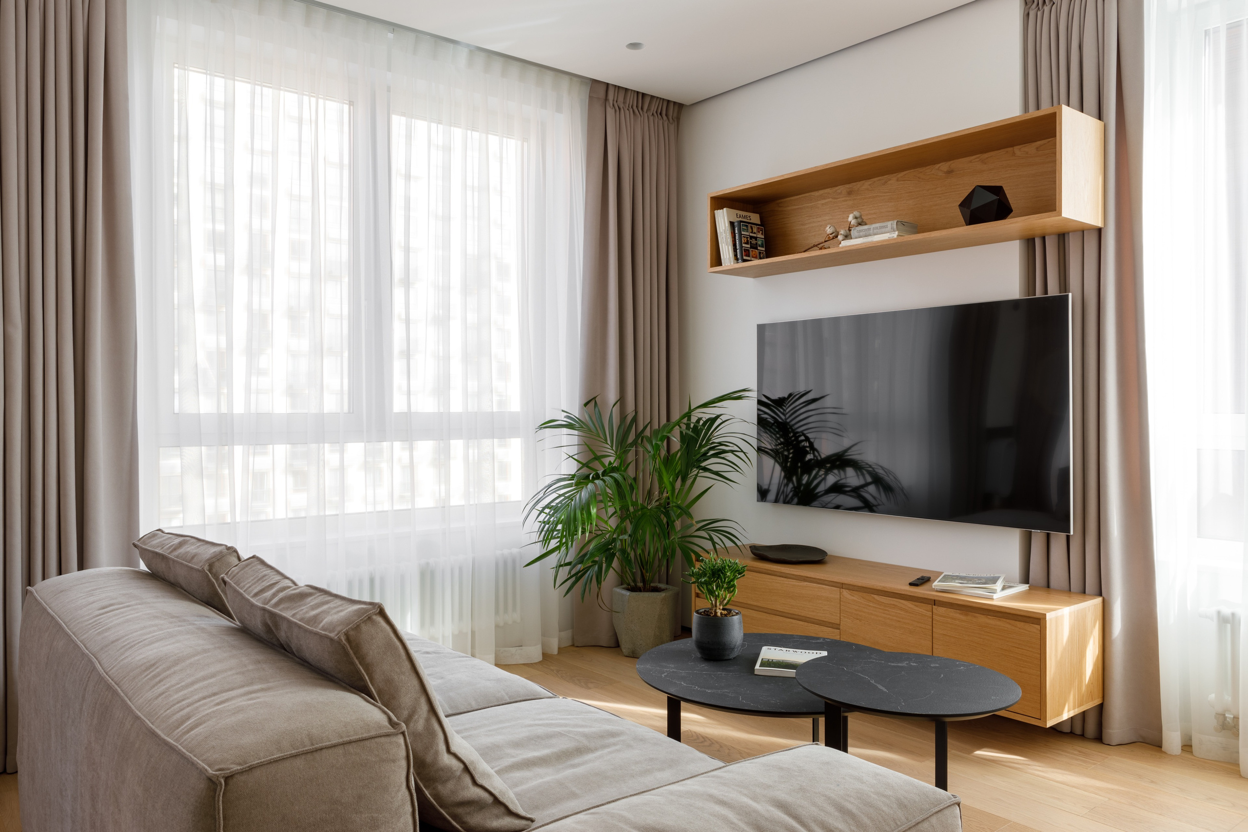 Apartment of 71 sq.m in the residential complex Western port. Commercial photographer | Anton Ermakov