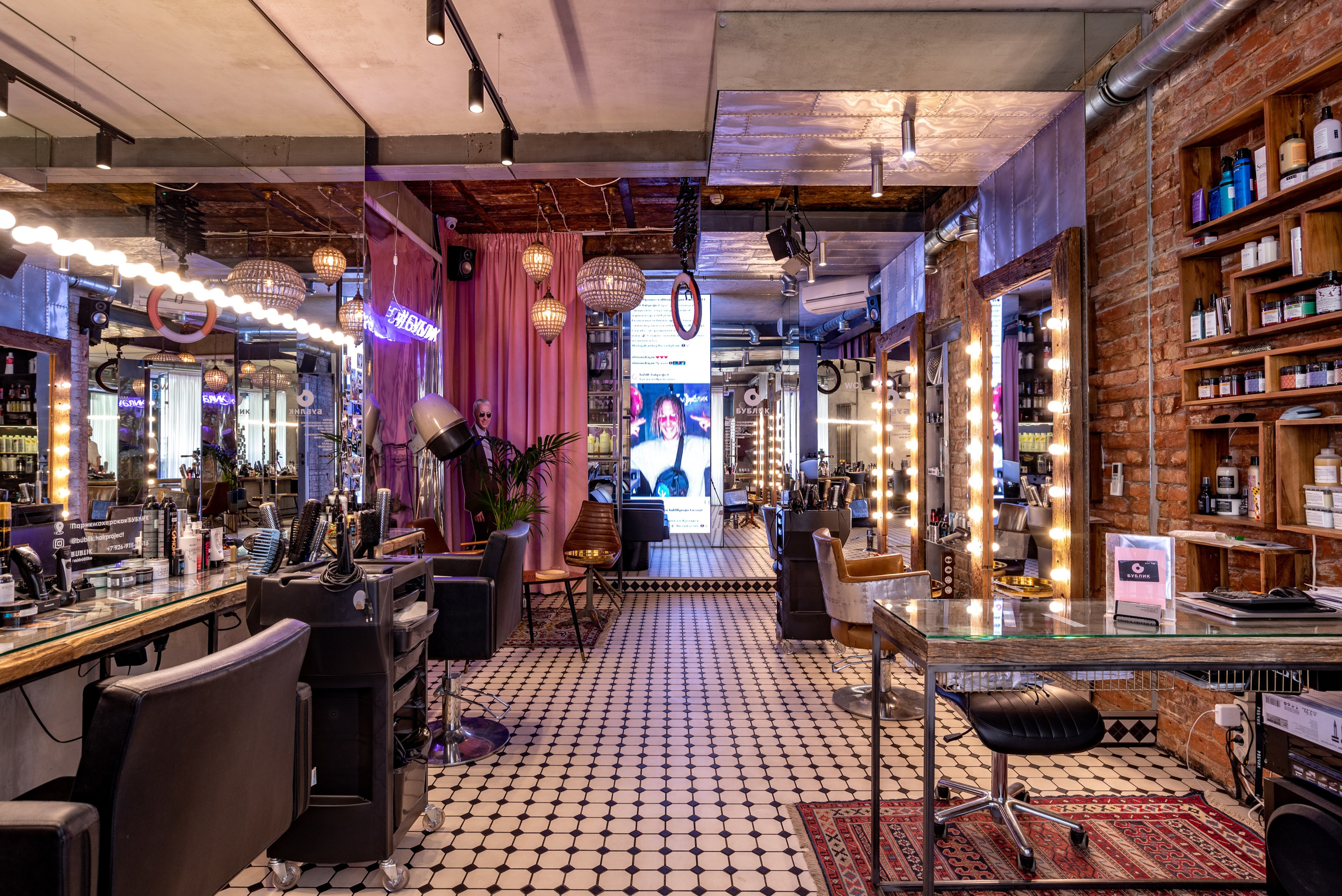 Interior of the Bublik salon 65 sq.m. Commercial photographer | Anton Ermakov
