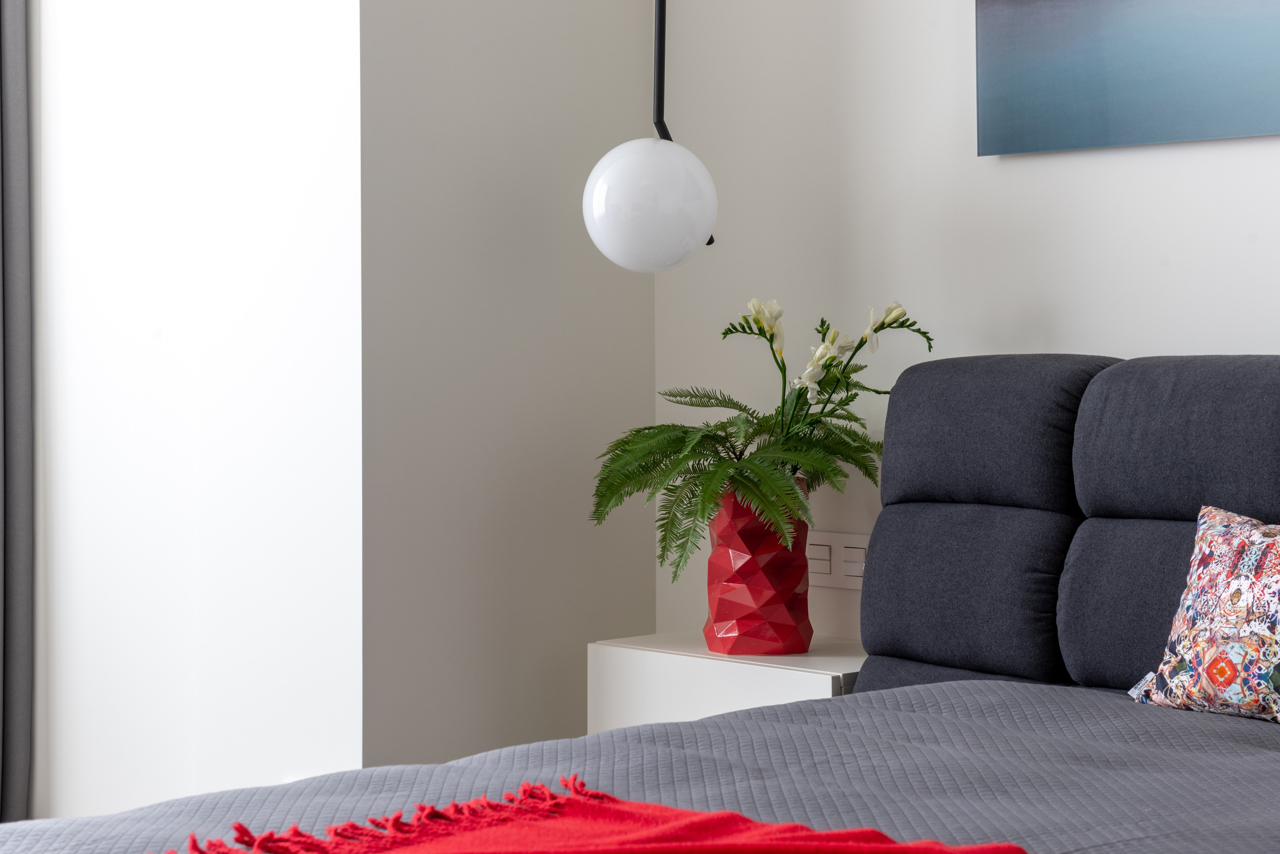 Apartment of 100 sq.m in the residential complex Mosfilmovsky. Commercial photographer | Anton Ermakov