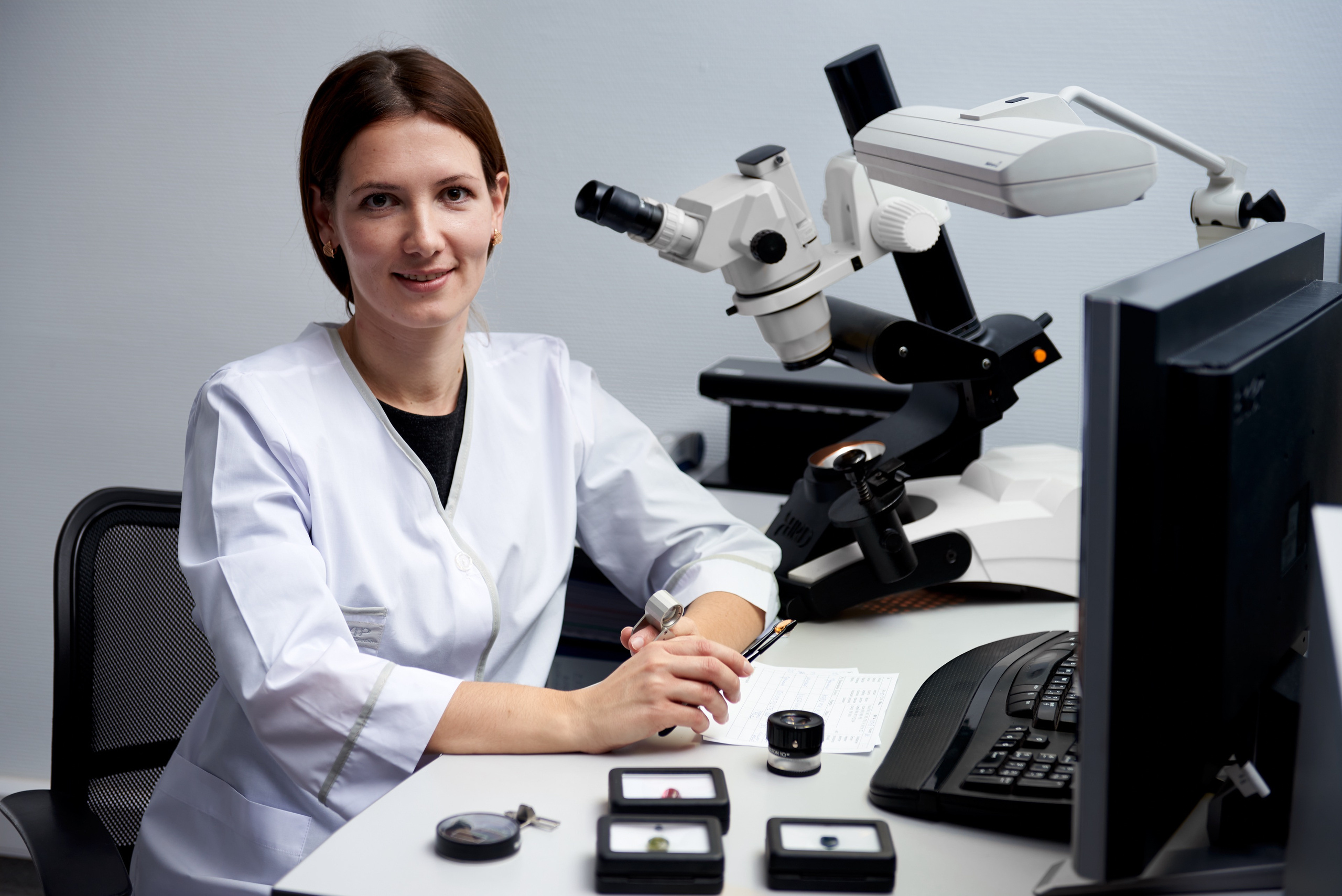 Gemological Laboratory. Commercial photographer | Anton Ermakov