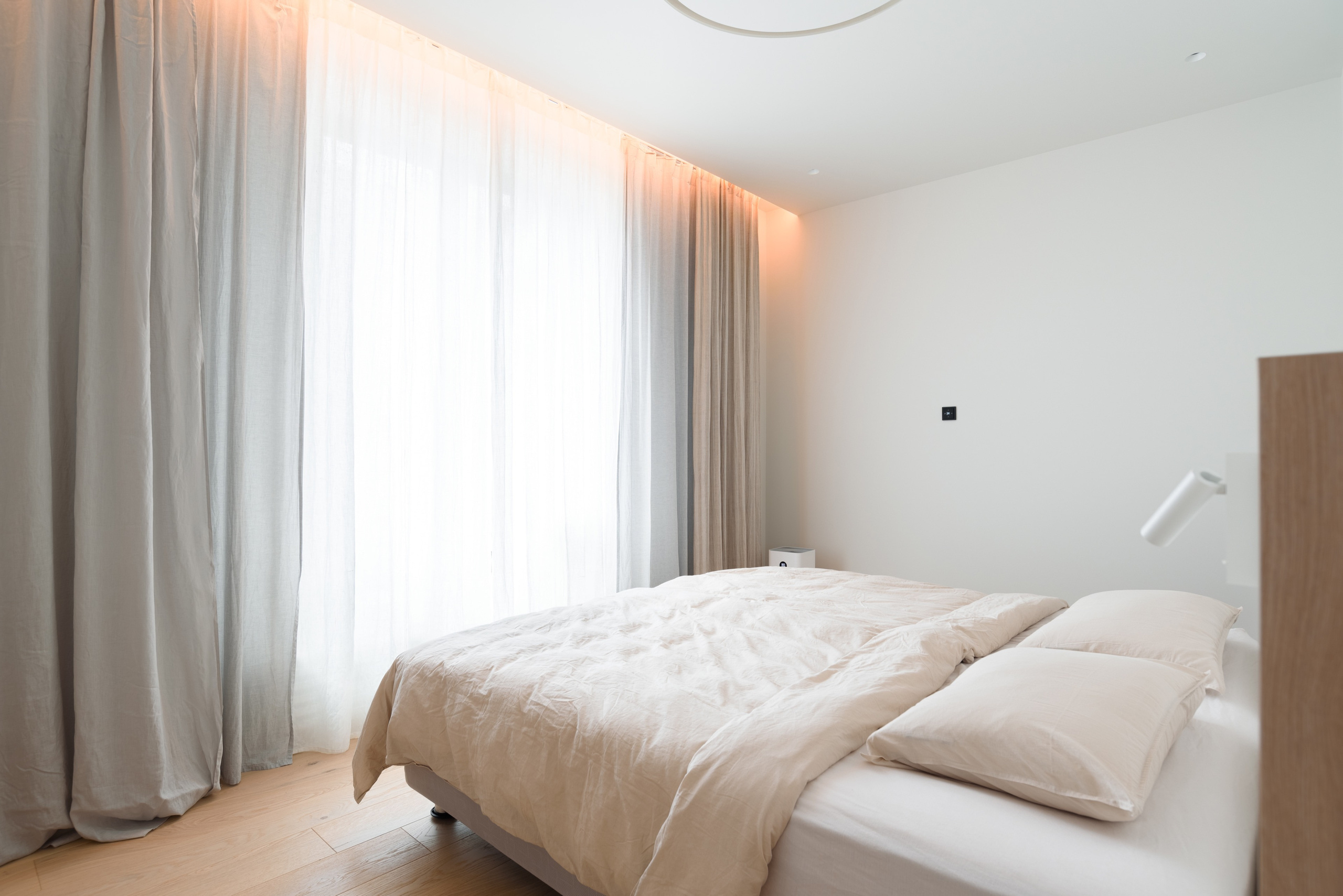 The interior of the apartment is 135 sq.m in the LCD Vavilova 4. Commercial photographer | Anton Ermakov