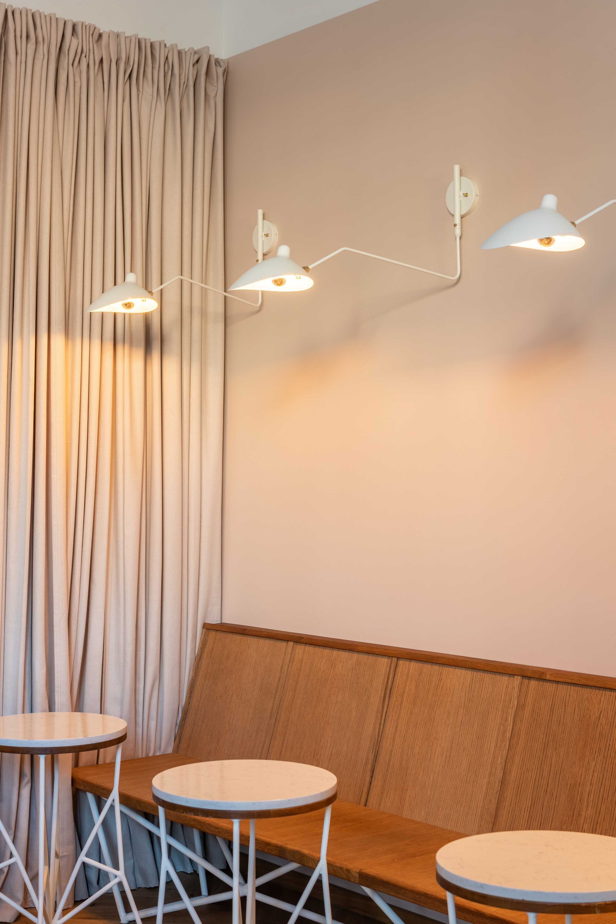 Aeroplane coffee shop 72 sq.m. Commercial photographer | Anton Ermakov