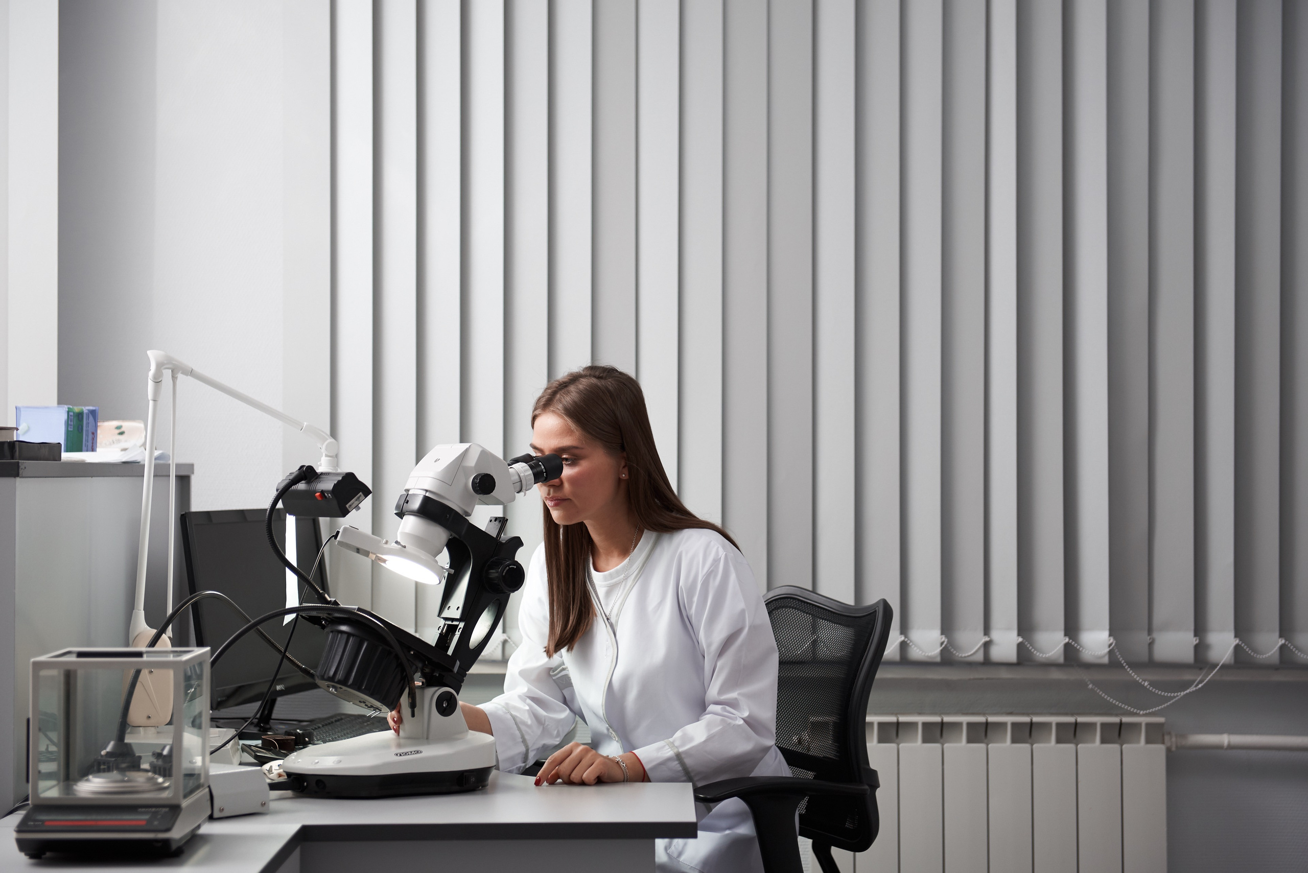 Gemological Laboratory. Commercial photographer | Anton Ermakov