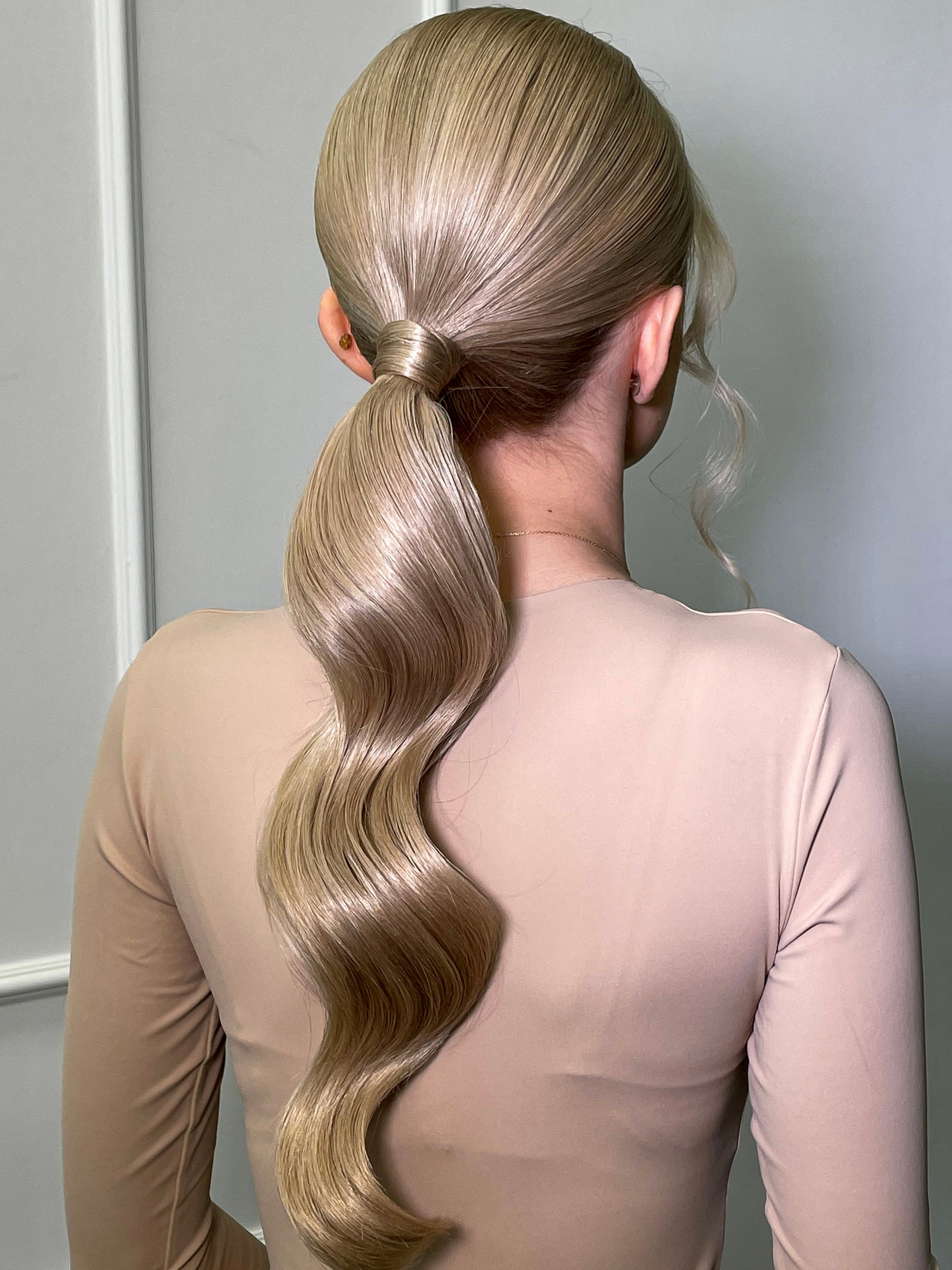 Прически. Свадебный визажист и стилист по прическам в Москве