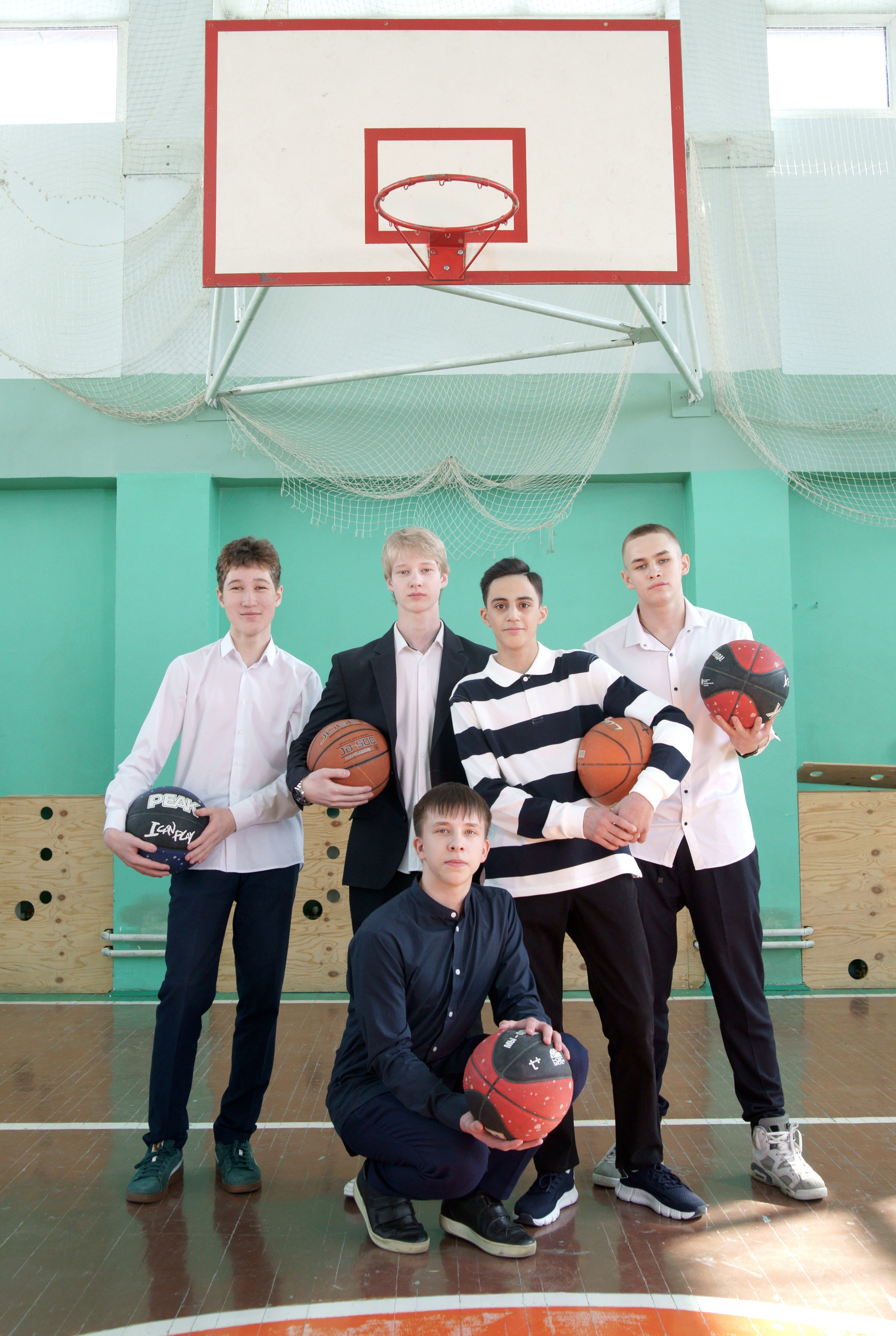 Школьная фотосессия выпускников 9, 11 классов в Иркутске