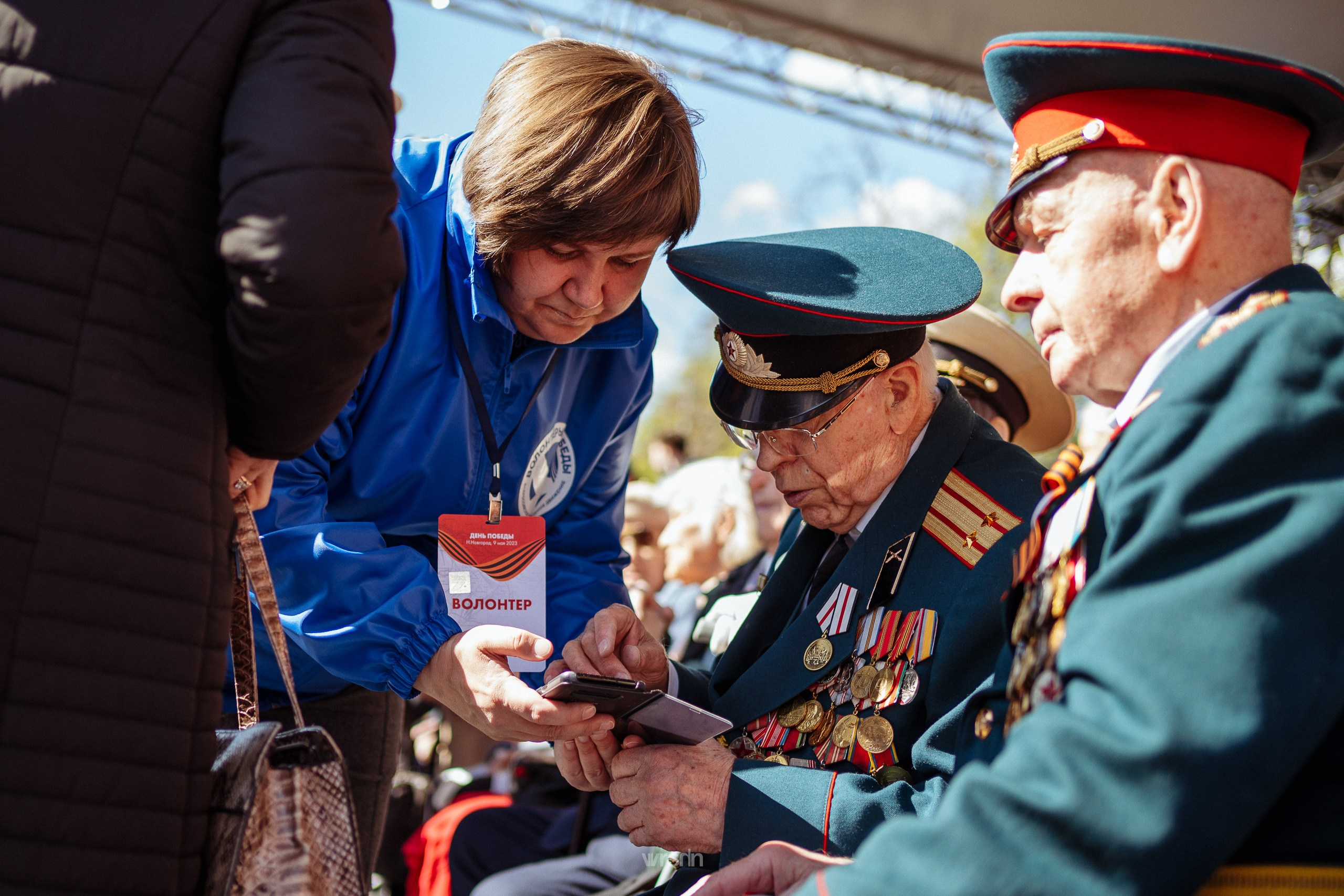 9 мая · Волонтеры Победы. Владимир Вершинин, тот самый свадебный видеограф