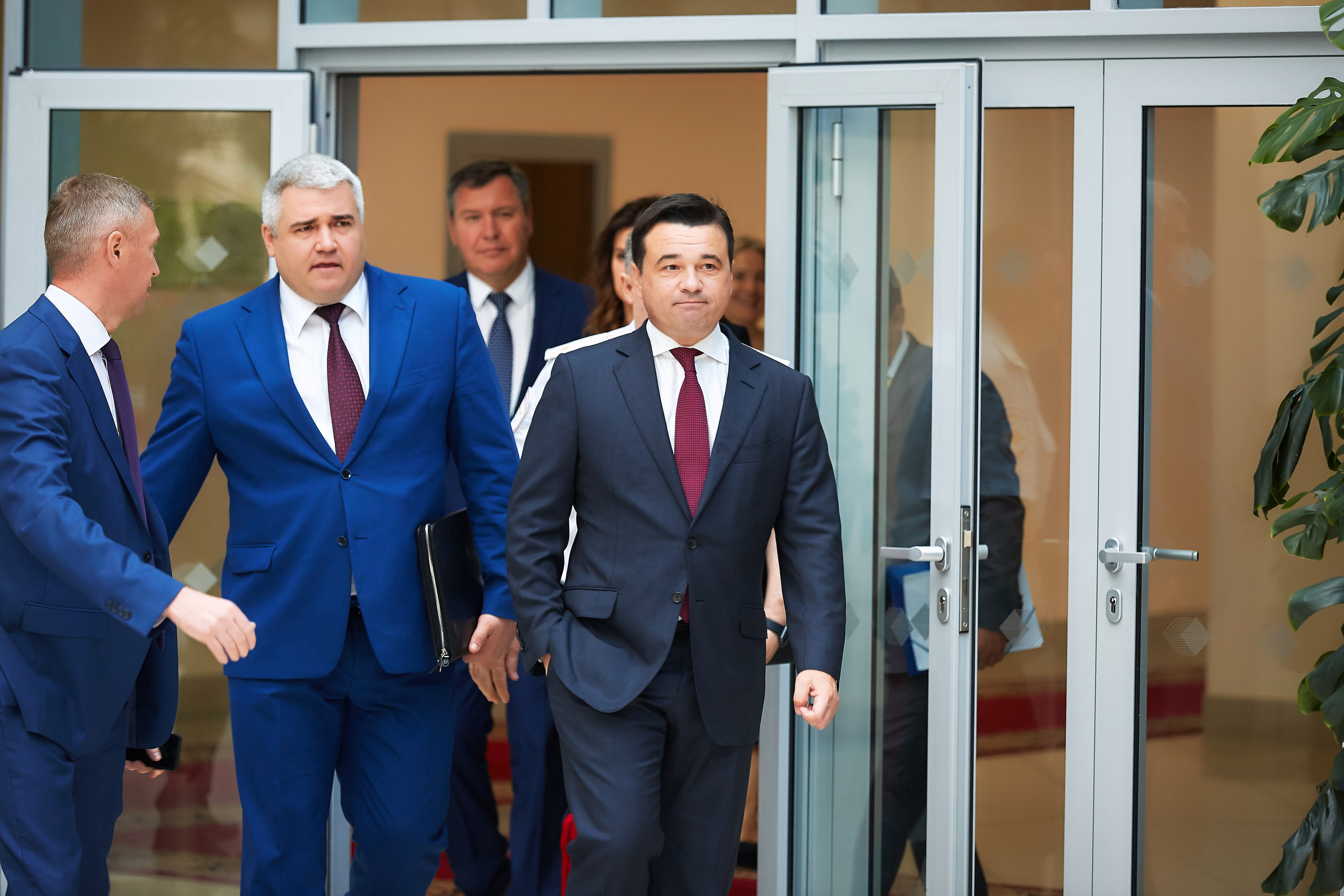 Бизнес-репортаж. Семейный портретный свадебный фотограф Дмитрий Тимченко. Студия / фото