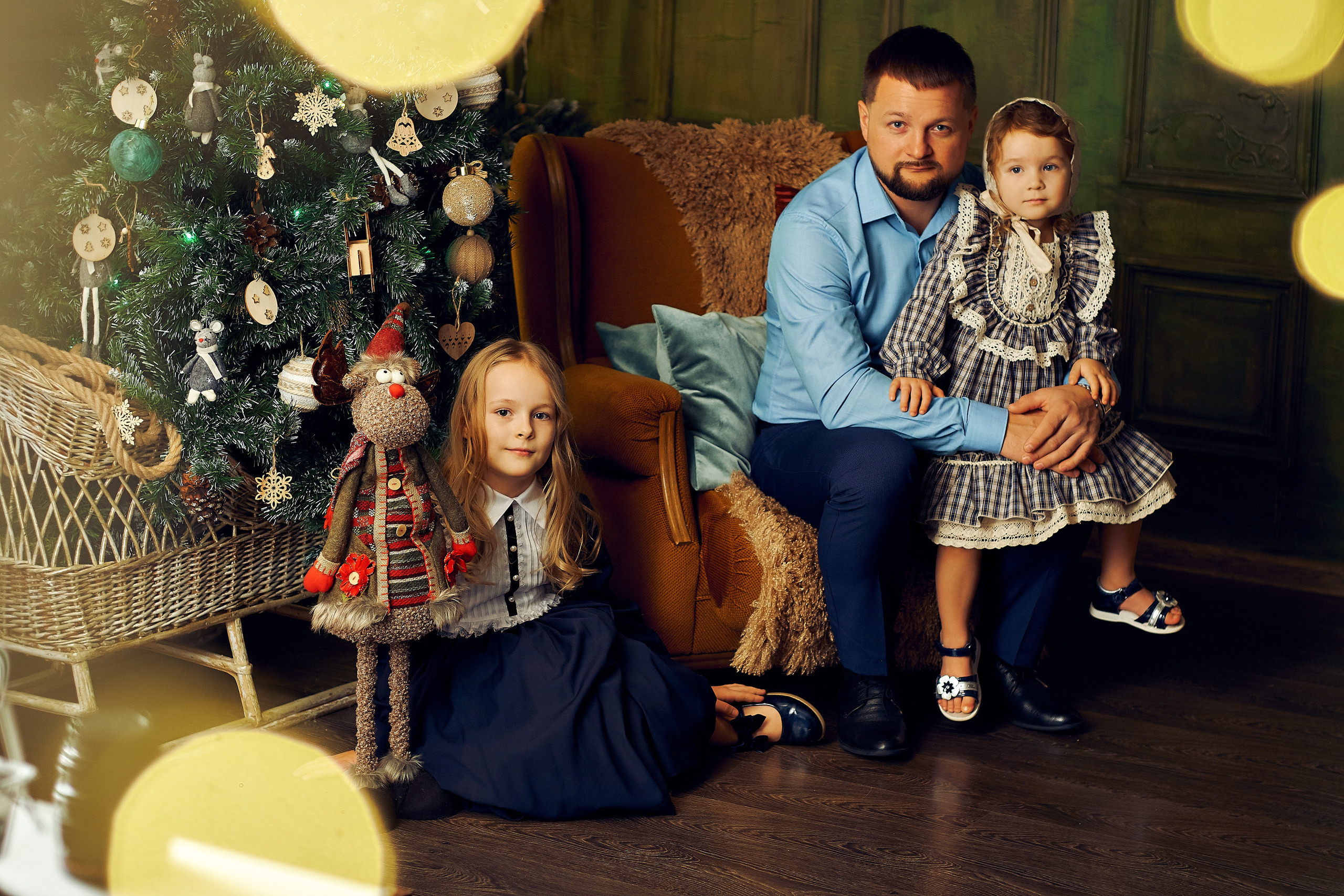 Семейная фотография. Семейный портретный свадебный фотограф Дмитрий Тимченко. Студия / фото