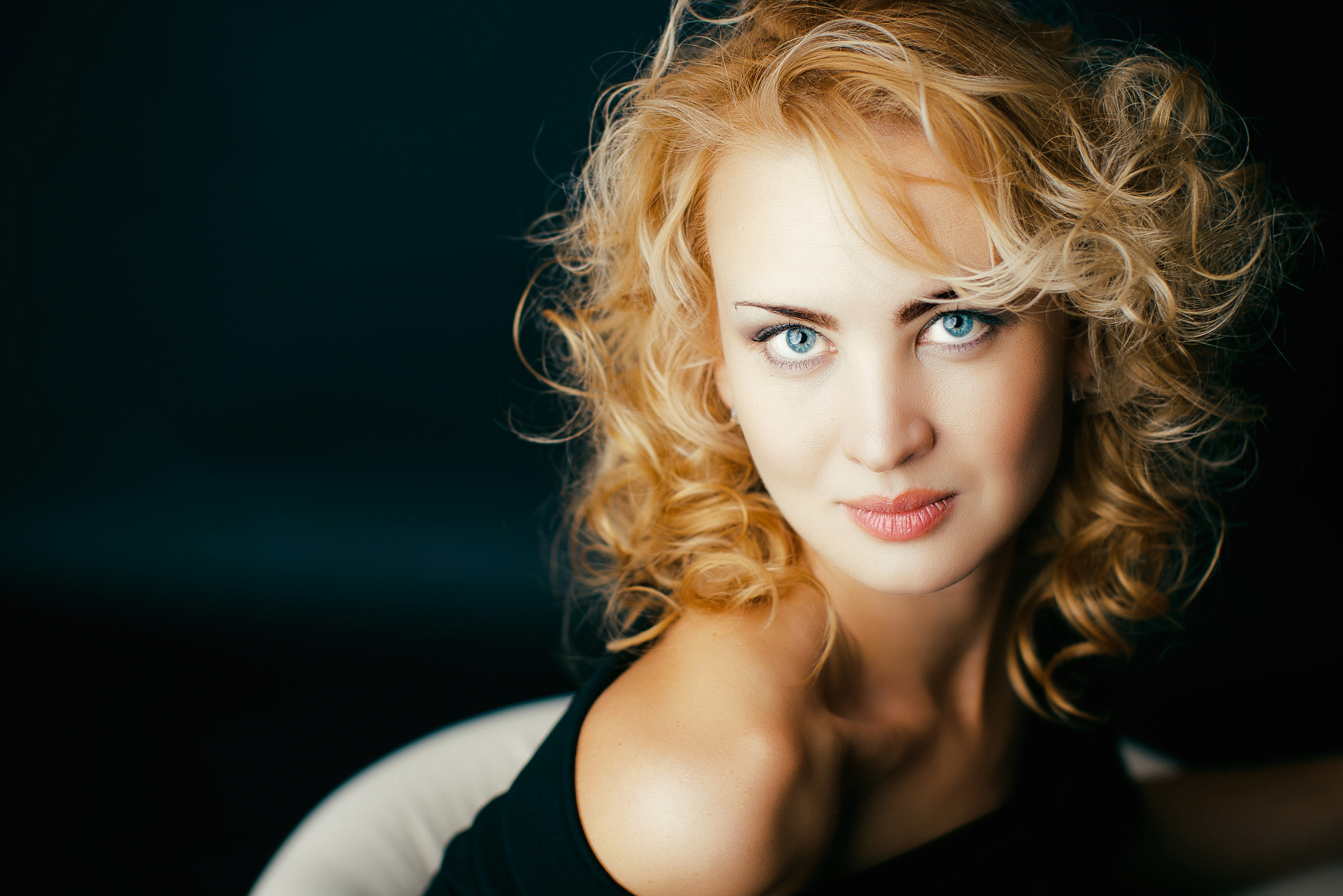 Портретная фотография. Семейный портретный свадебный фотограф Дмитрий Тимченко. Студия / фото