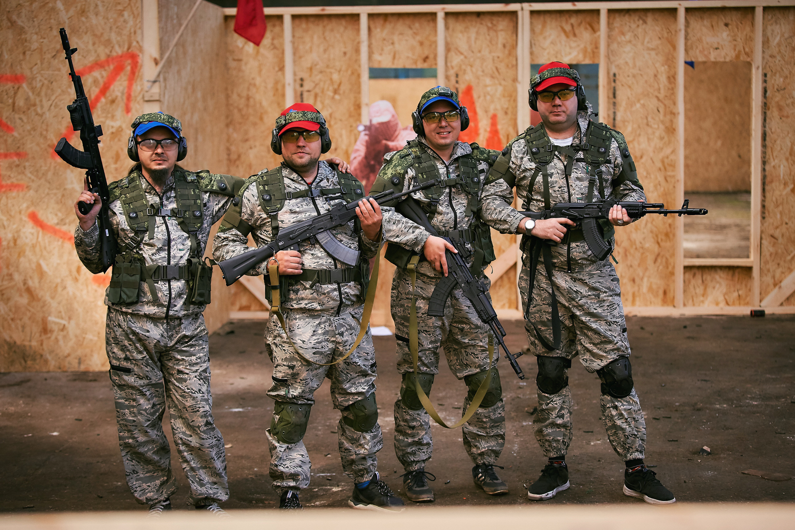 FireTag. Семейный портретный свадебный фотограф Дмитрий Тимченко. Студия / фото