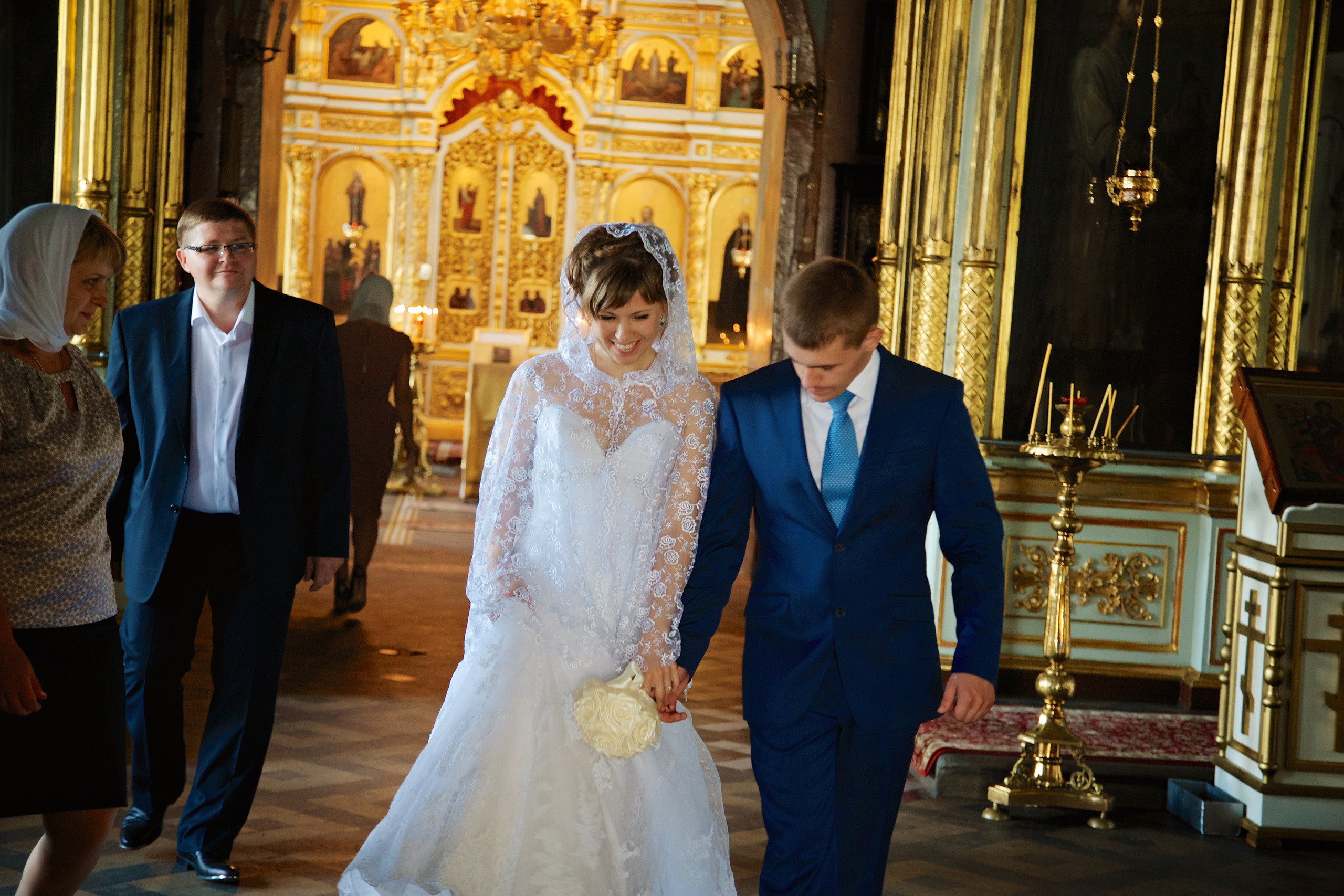 Яна и Алексей. Венчание. Семейный портретный свадебный фотограф Дмитрий Тимченко. Студия / фото