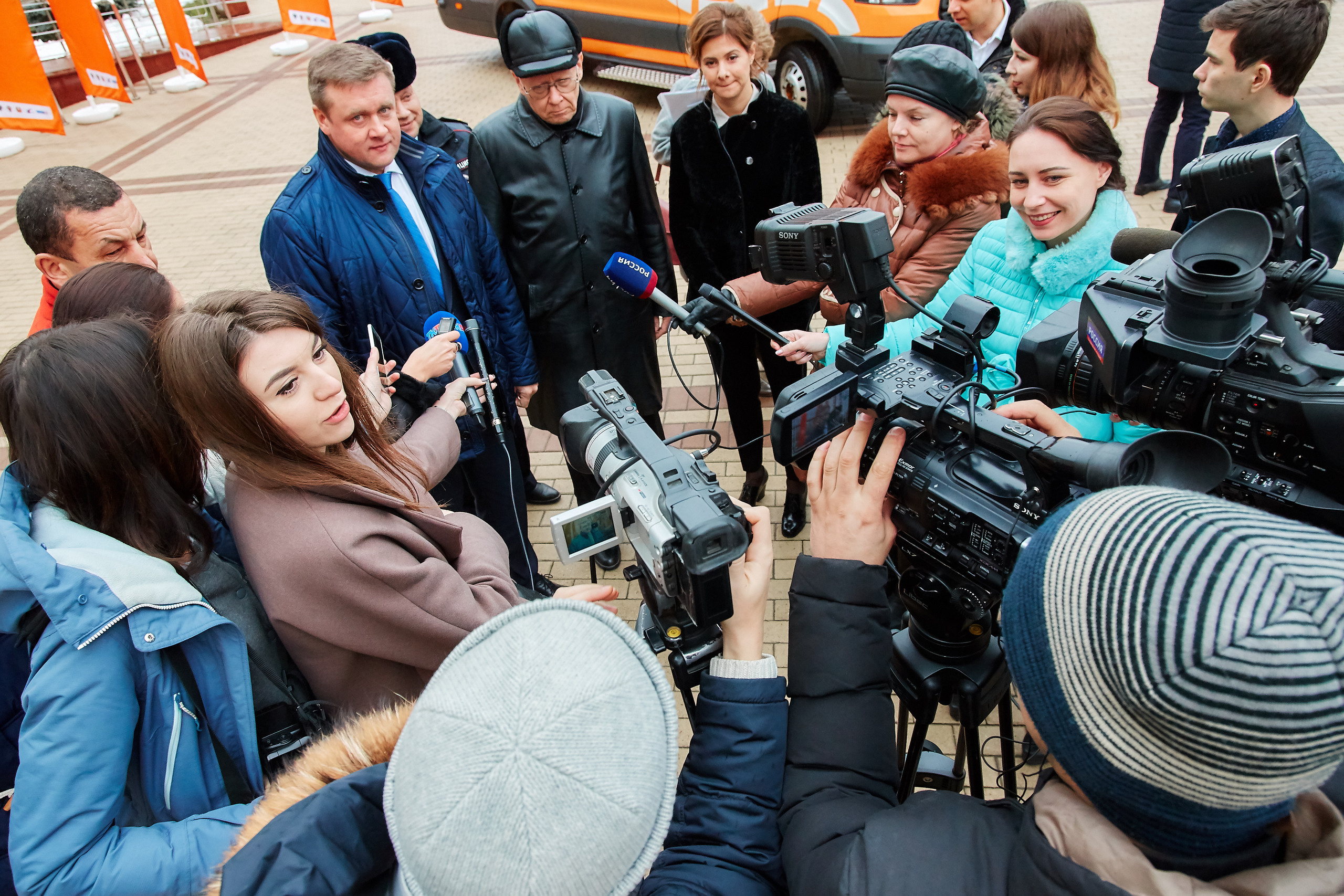 Бизнес-репортаж. Семейный портретный свадебный фотограф Дмитрий Тимченко. Студия / фото
