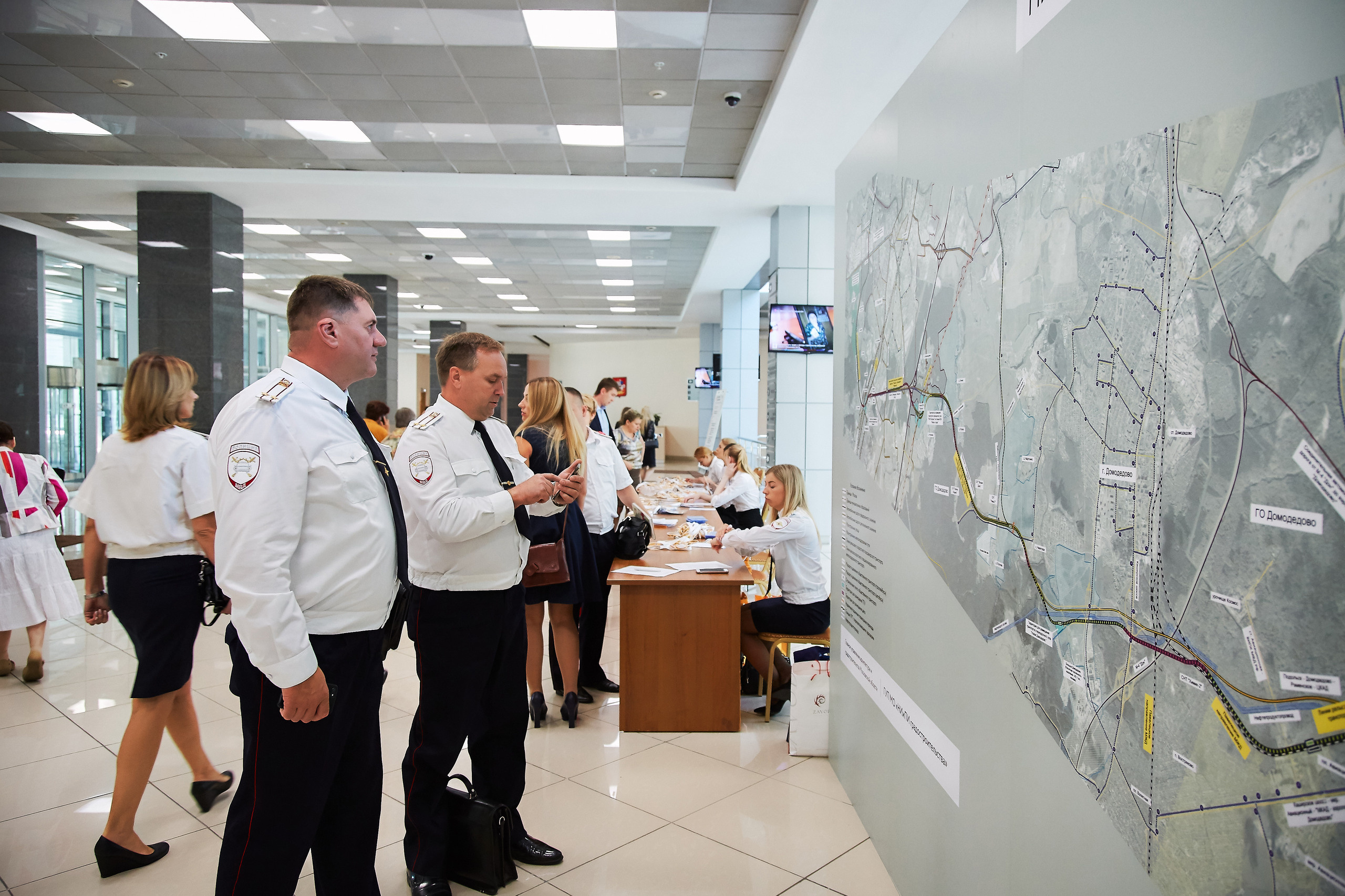 Бизнес-репортаж. Семейный портретный свадебный фотограф Дмитрий Тимченко. Студия / фото