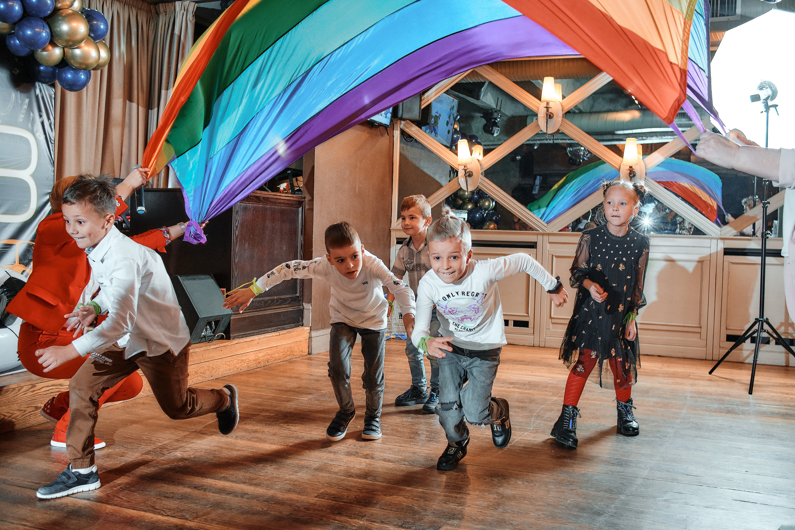 События и репортаж. Семейный портретный свадебный фотограф Дмитрий Тимченко. Студия / фото