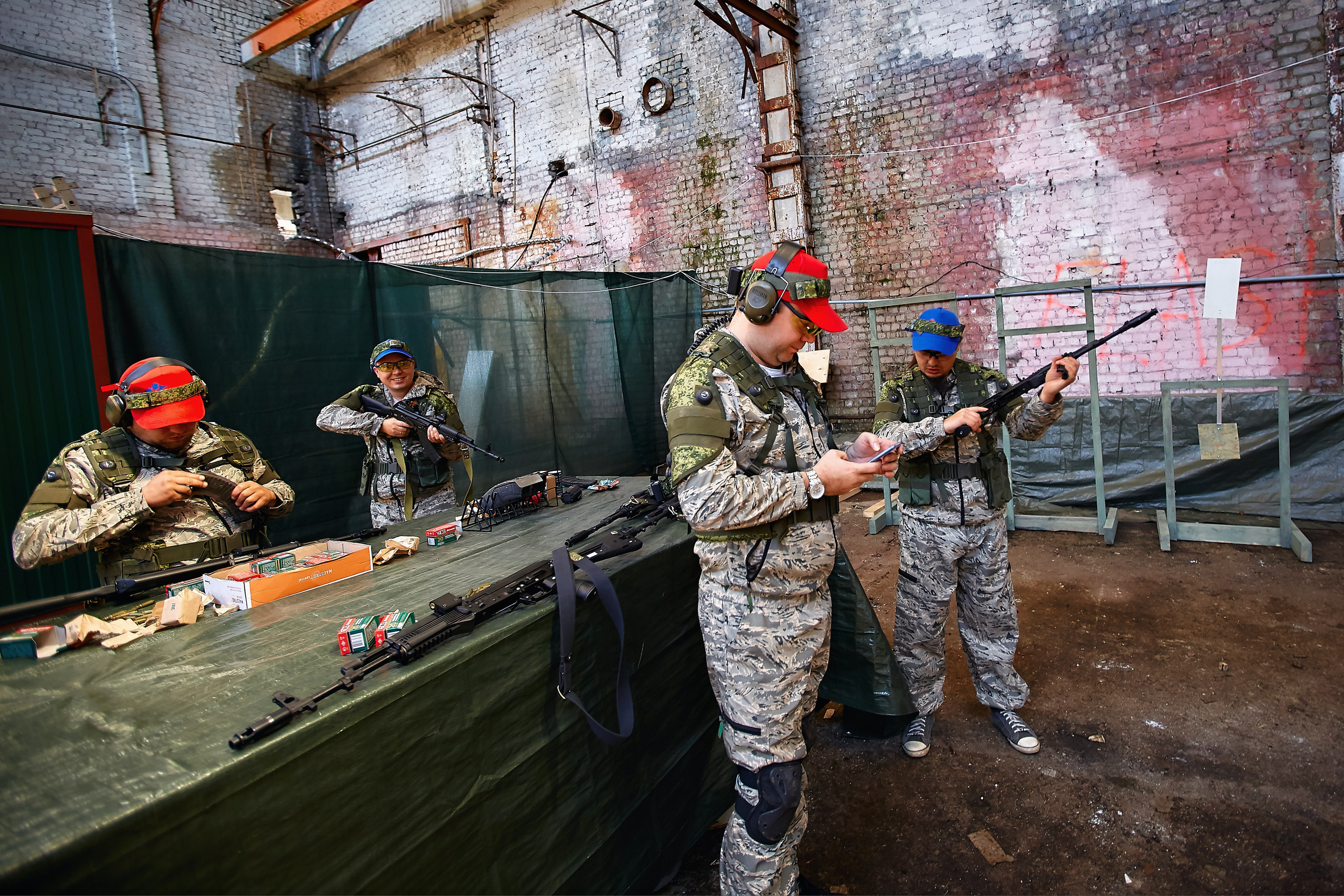FireTag. Семейный портретный свадебный фотограф Дмитрий Тимченко. Студия / фото