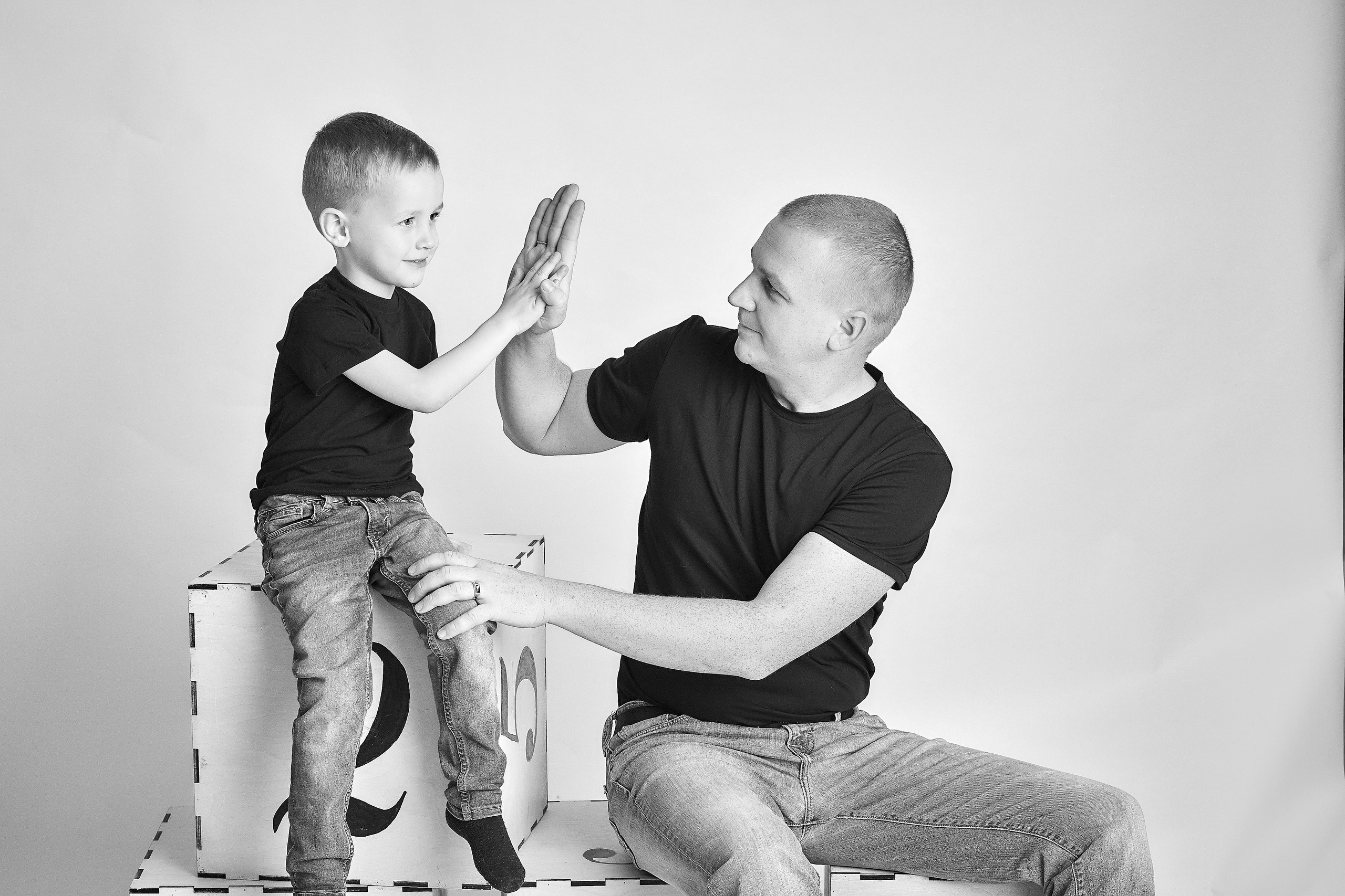 Семейная фотография. Семейный портретный свадебный фотограф Дмитрий Тимченко. Студия / фото