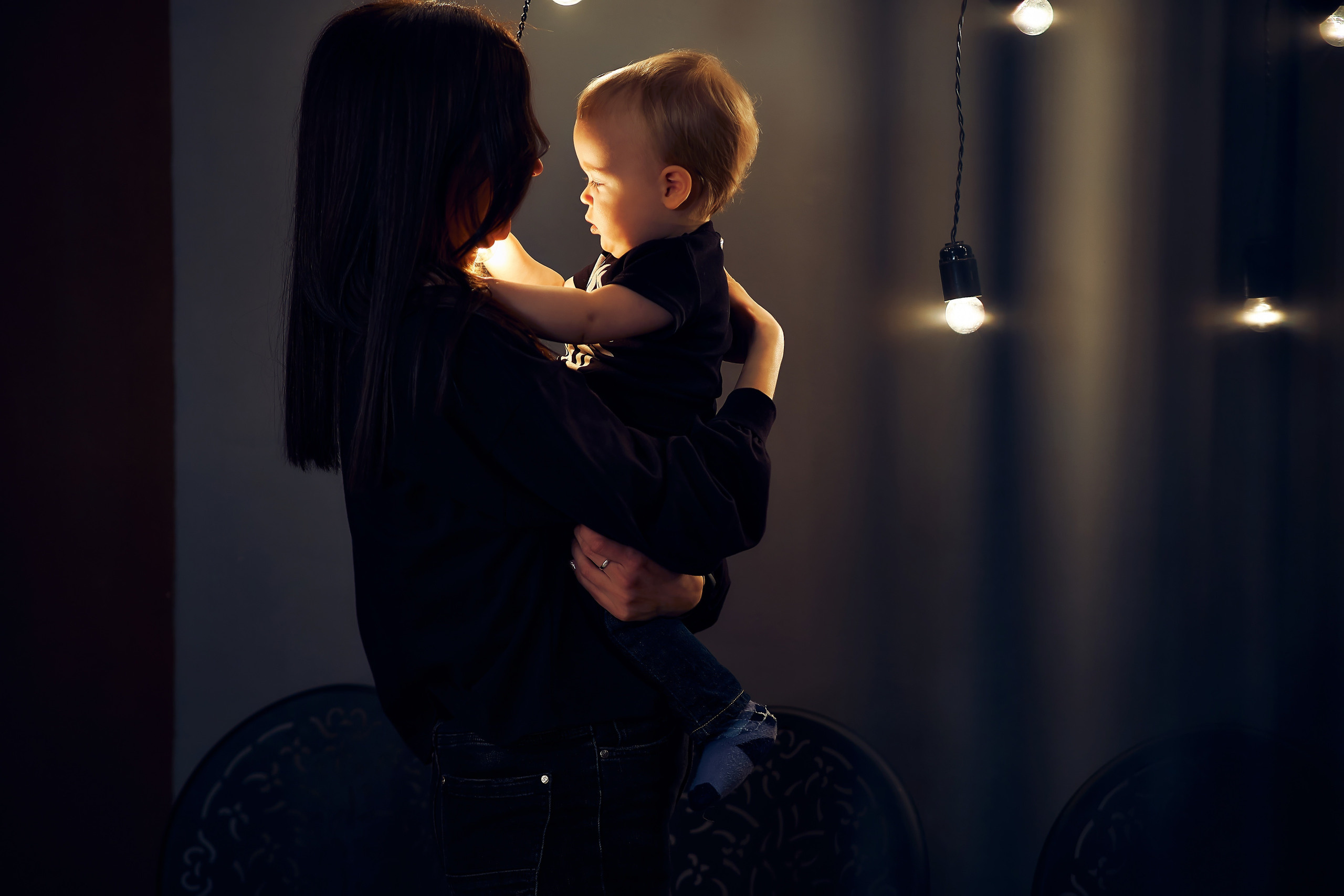 Семейная фотография. Семейный портретный свадебный фотограф Дмитрий Тимченко. Студия / фото