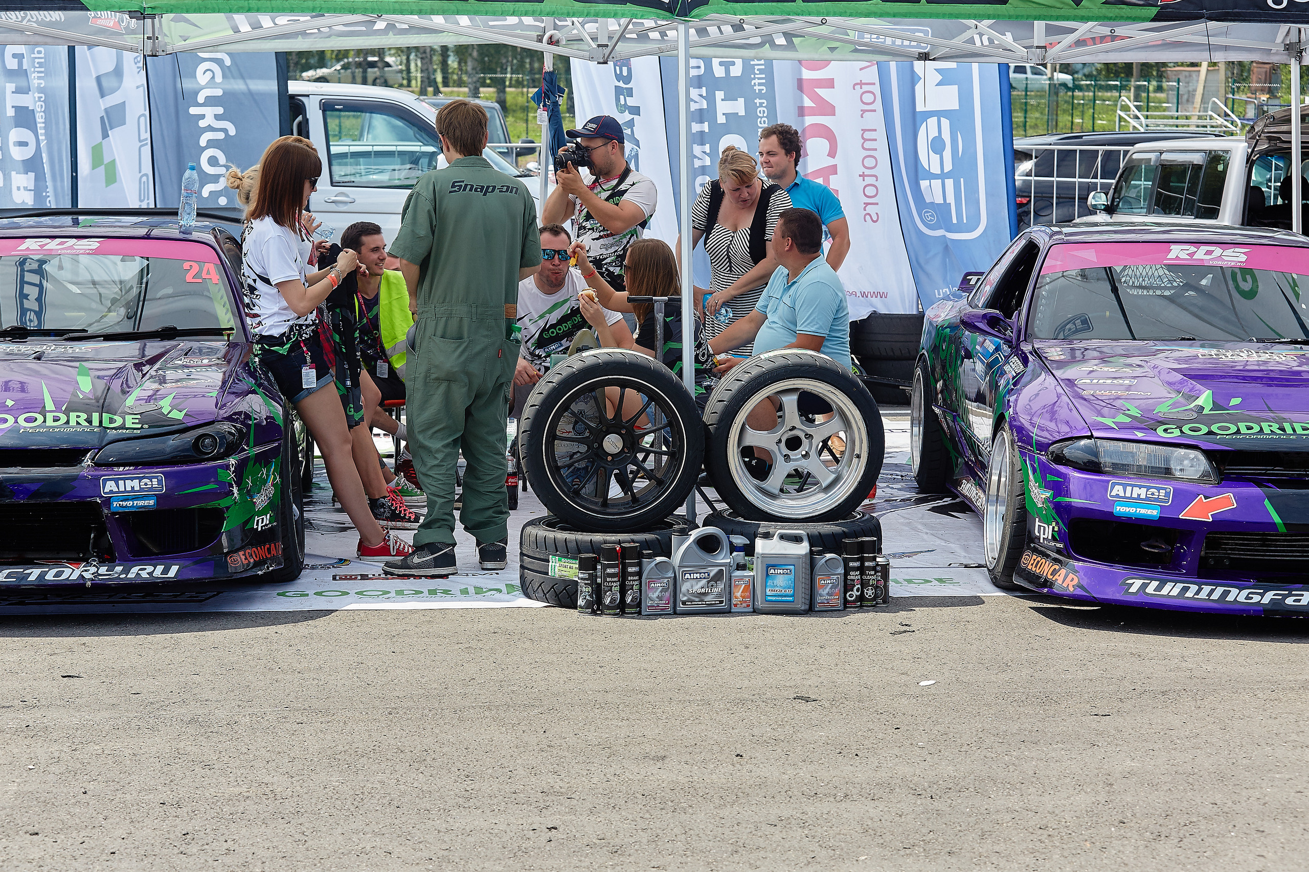 События и репортаж. Семейный портретный свадебный фотограф Дмитрий Тимченко. Студия / фото