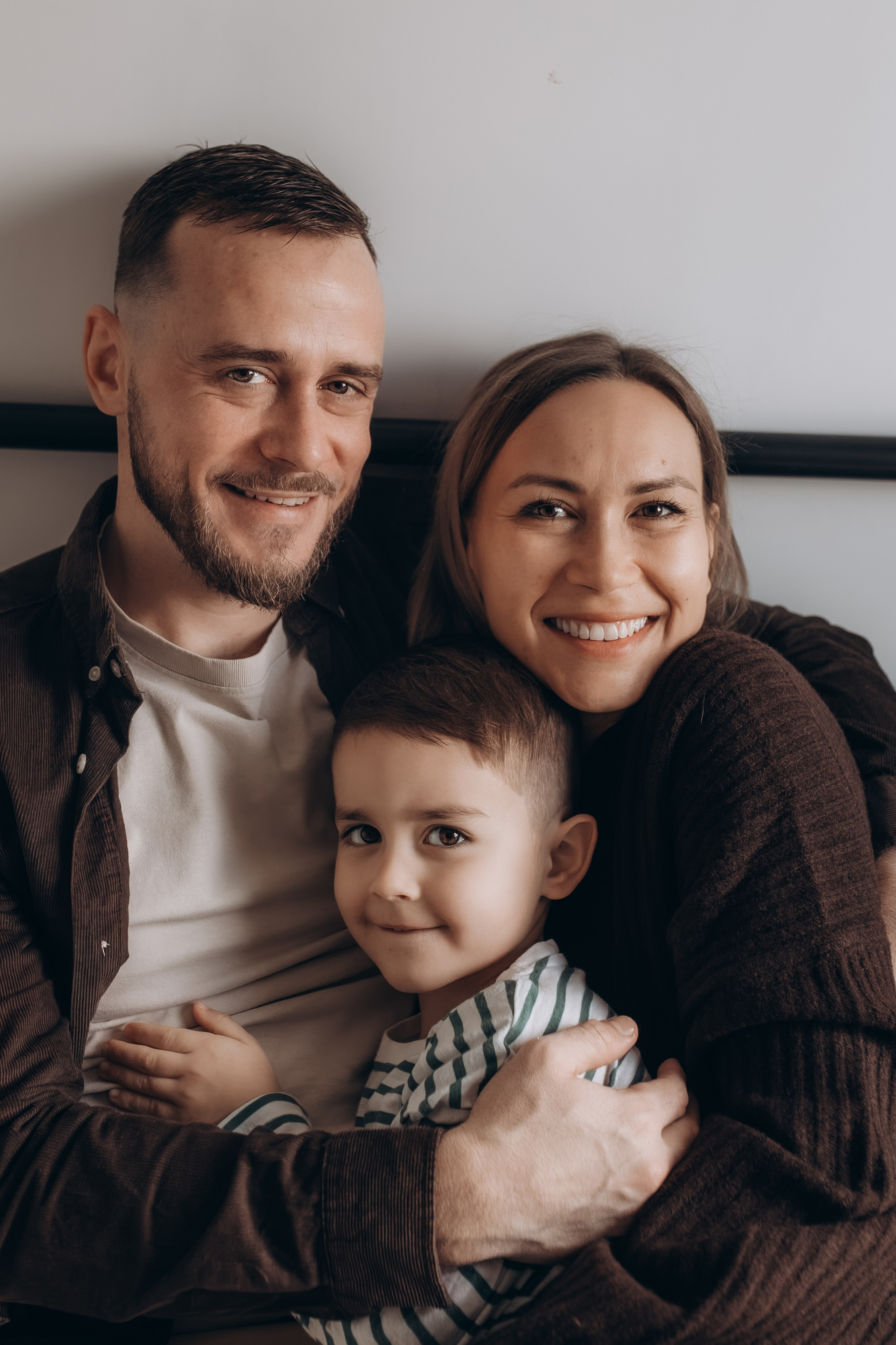 Séance famille à domicile. Photographe des familles et enfants à Nantes et alentours