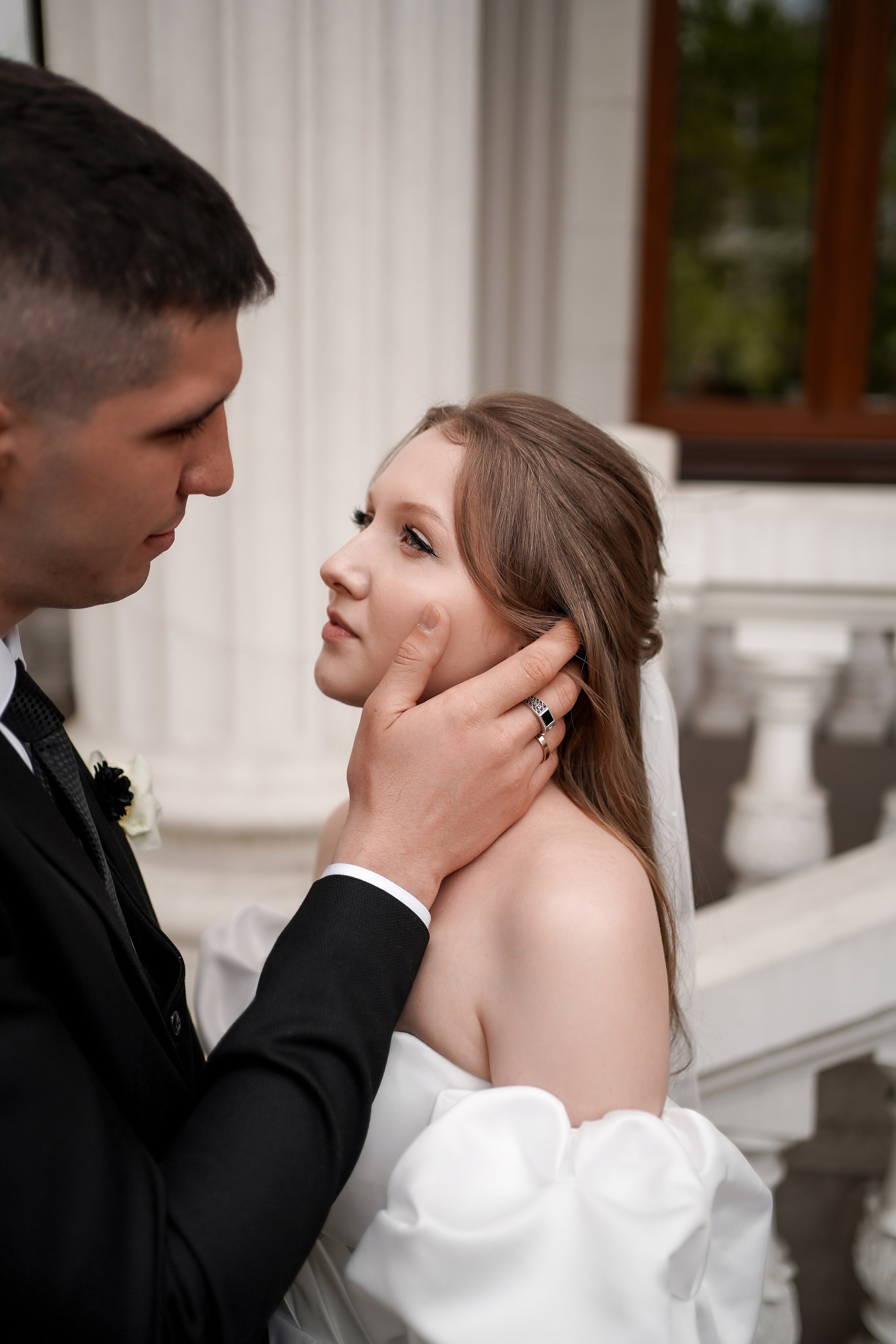 Свадебная прогулка Жанны и Рамиса в парке имени Октябрьской революции. Свадебный фотограф в Ростове-на-Дону. Таинство Крещения и Венчания, семейные фотосессии. Алёна Чёботова