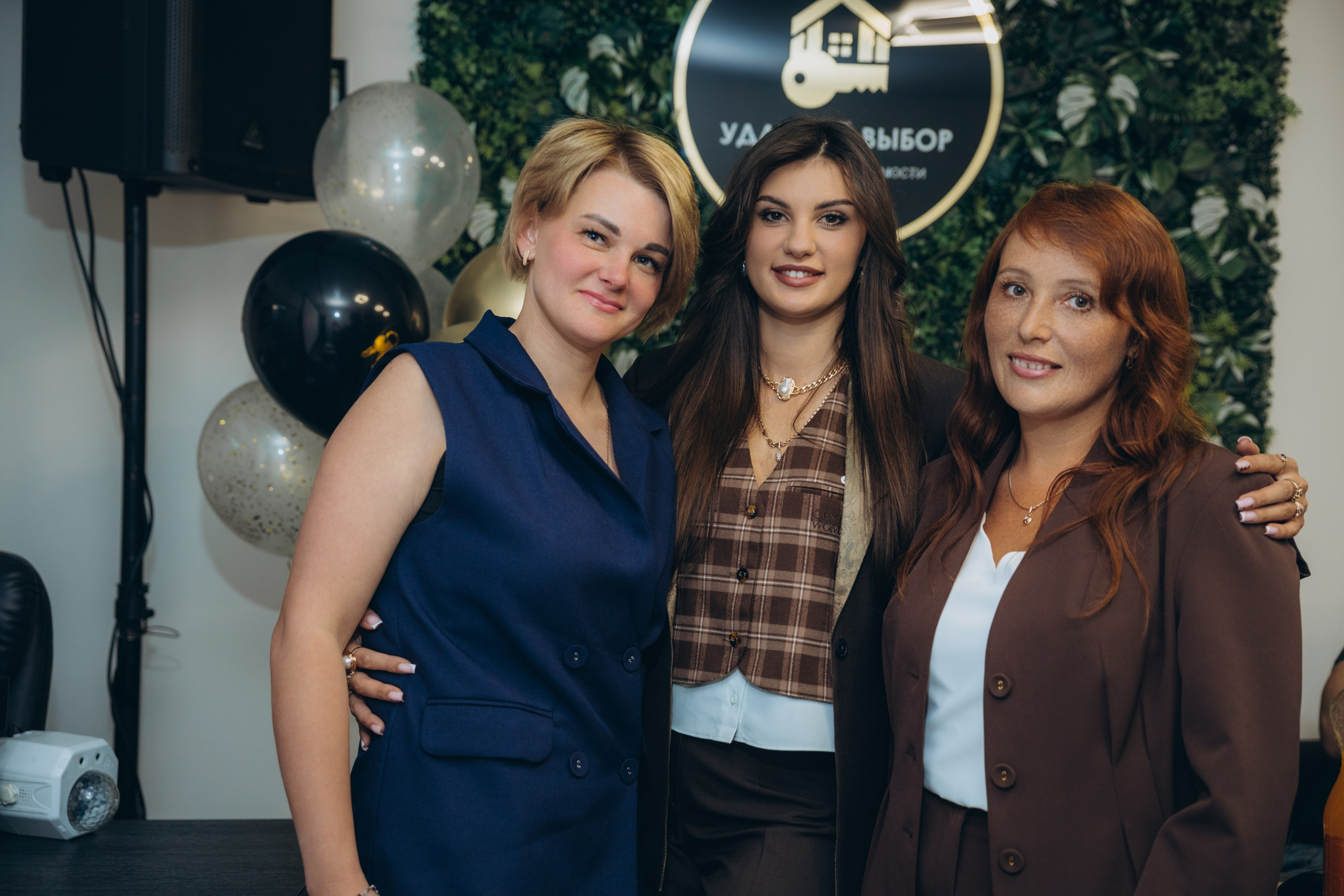 2 года компании «Удачный выбор». Свадебный, семейный фотограф в Иркутске Светлана Макаричева