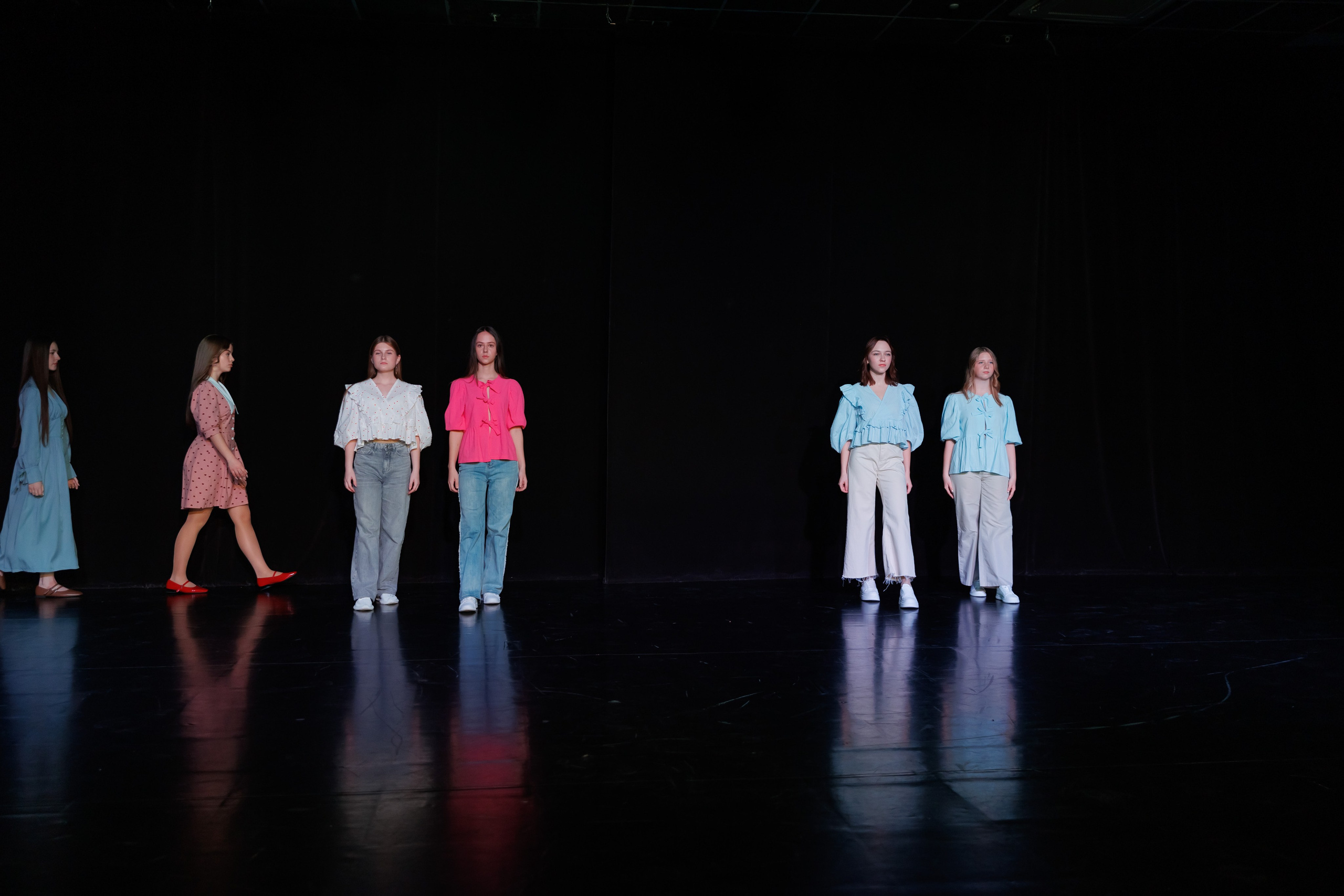 Показ коллекций Новосибирских дизайнеров для Fly Production. Фотограф Новосибирск — Наталья Гресь