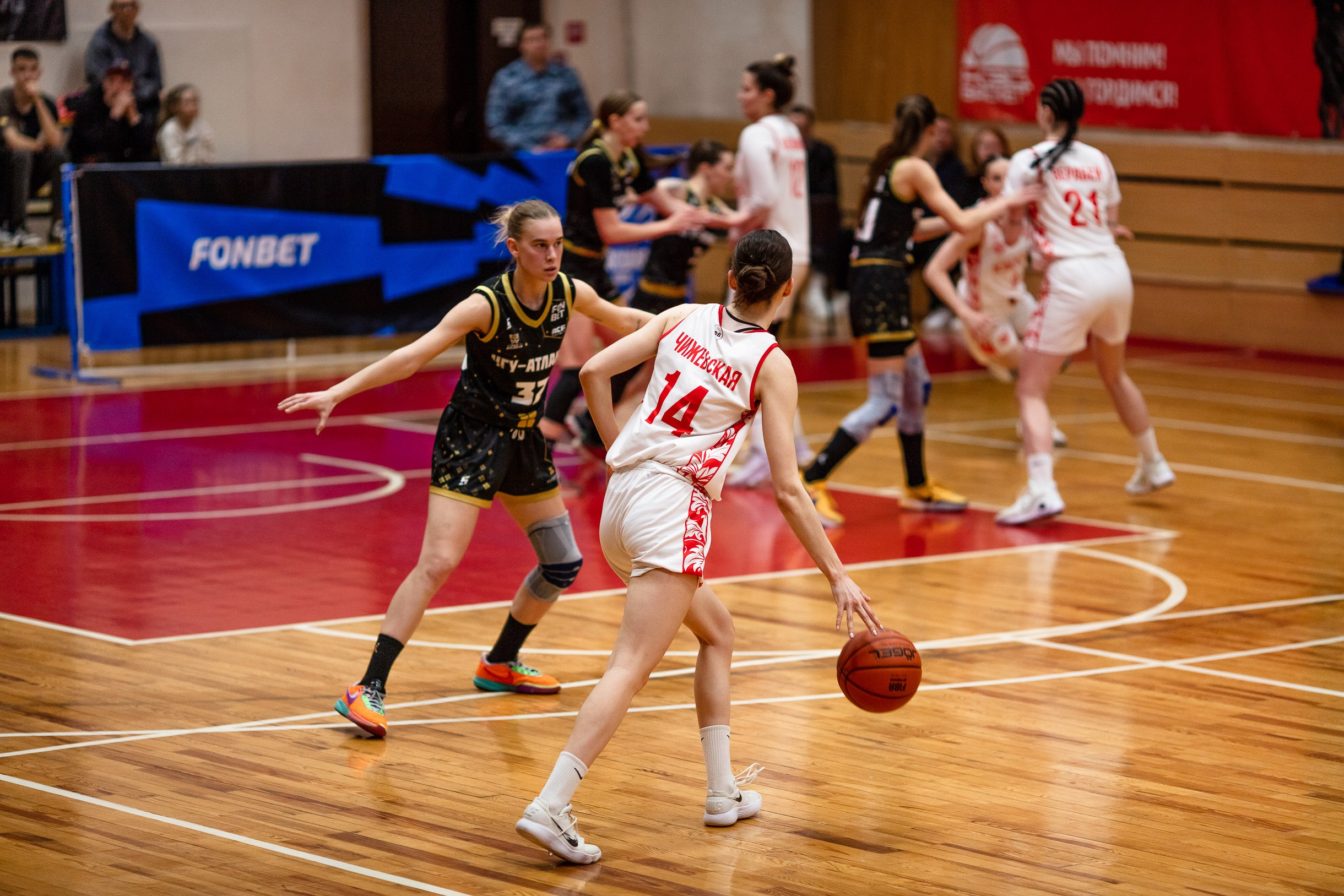 БК Юность — ЧГУ-Атланта / 3 игра. Фотография