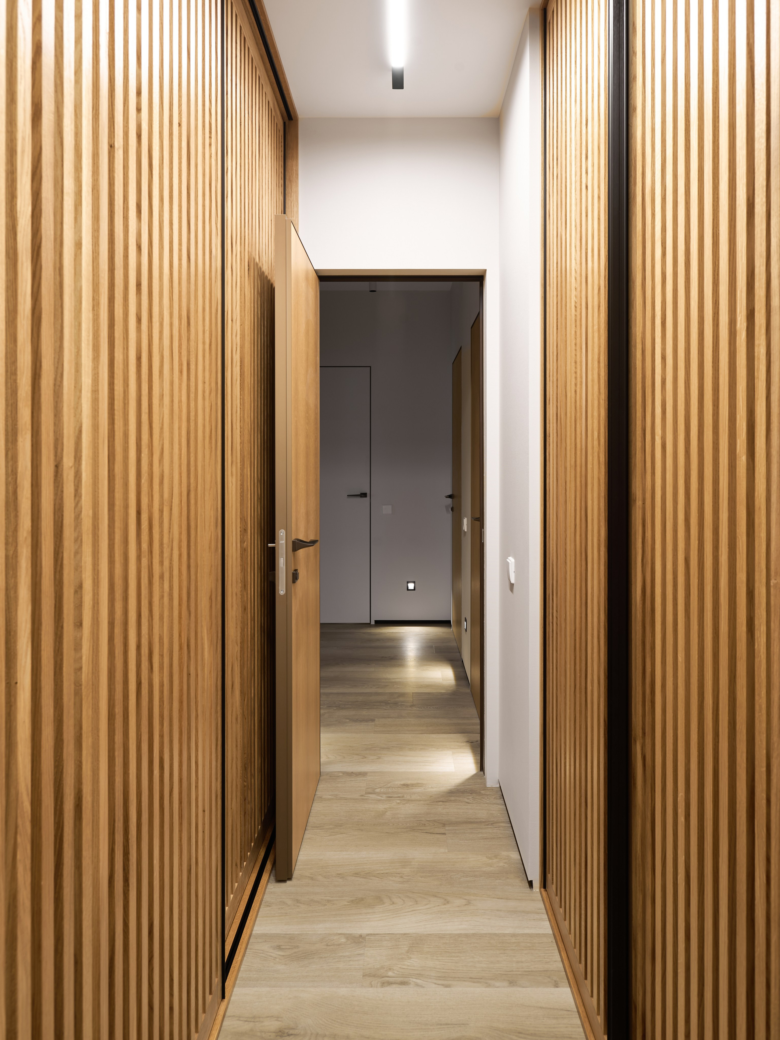 Ремонт под ключ Raevsky. Автомобильный и интерьерный фотограф в Минске Александр Тагаев