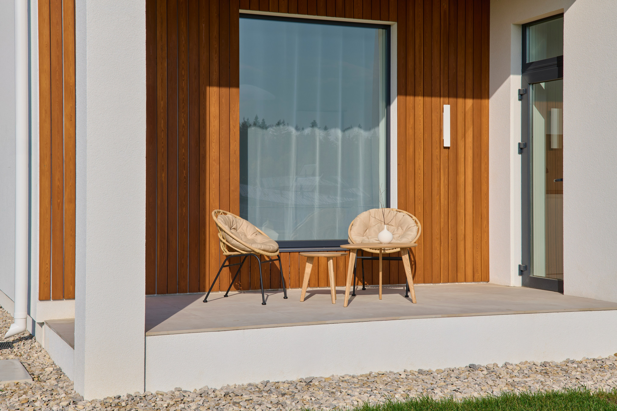 Светлый одноэтажный дом. Автомобильный и интерьерный фотограф в Минске Александр Тагаев