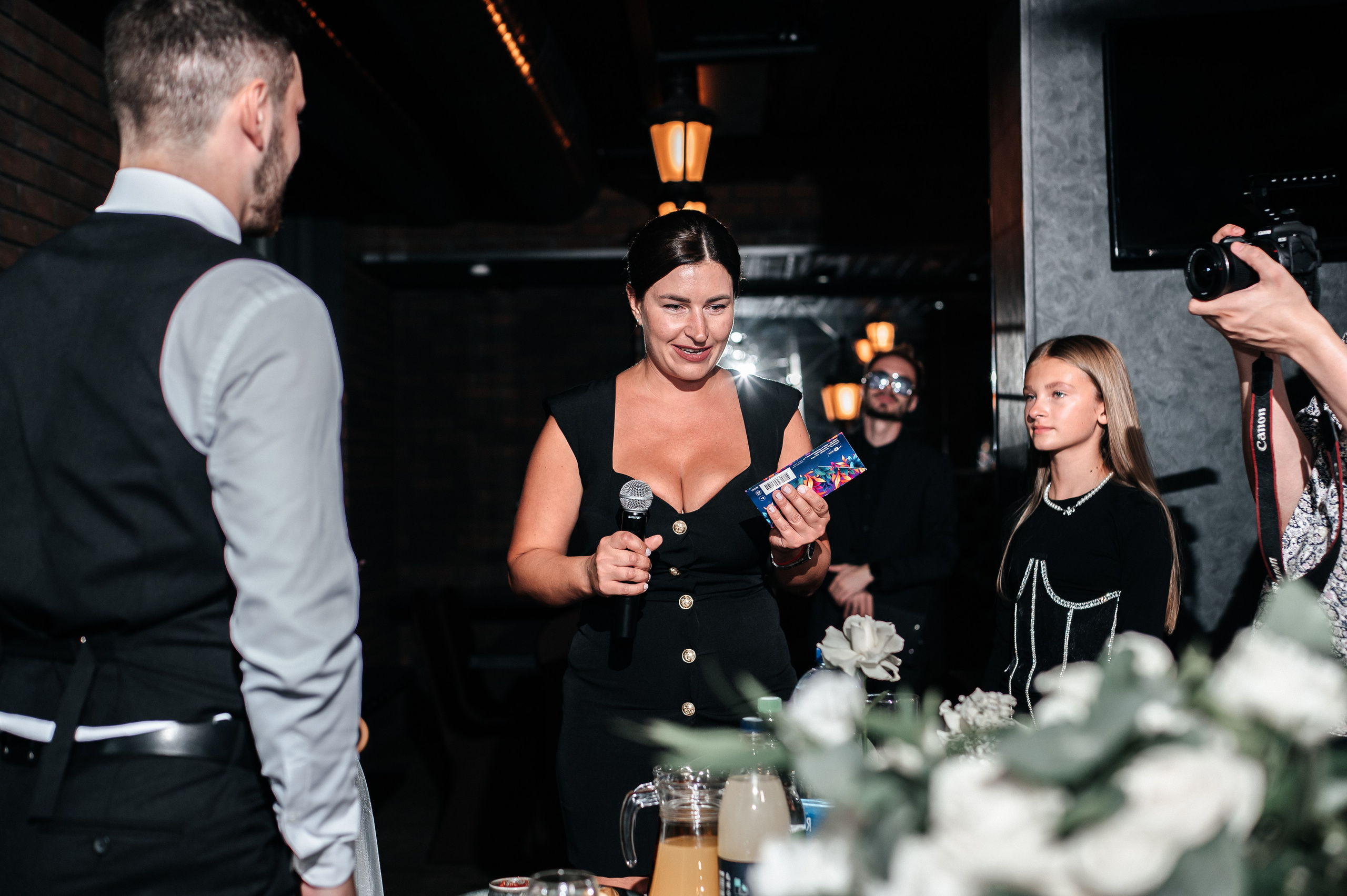 Даниил и Валерия. Черная утка. Полный день. Фотограф Екатерина Бочарникова