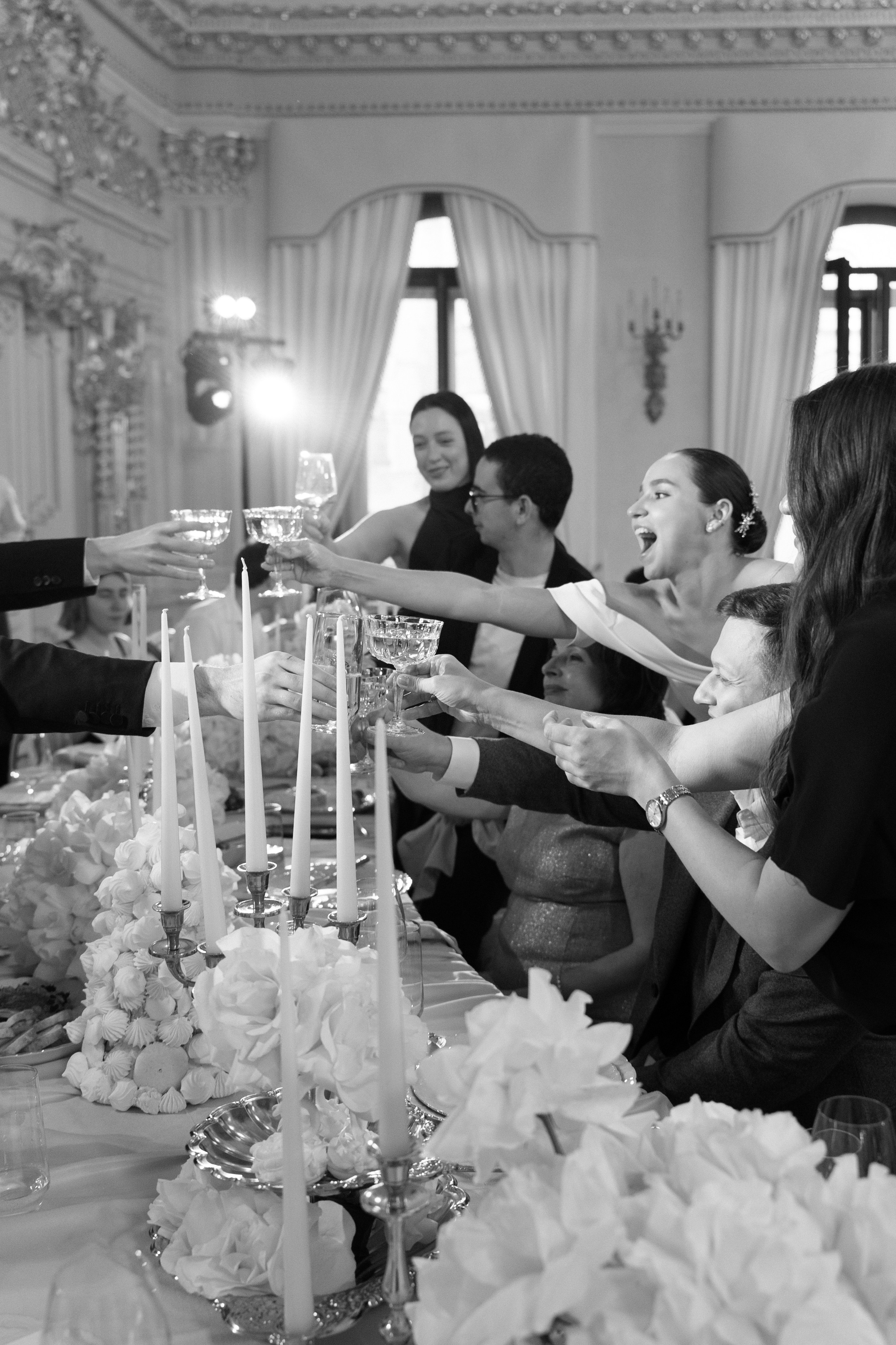 Вова и Лиза. Питер. Гранд Отель Европа, 1 дворец бракосочетания и особняк Мясникова. Свадебный фотограф Катерина Чулкова