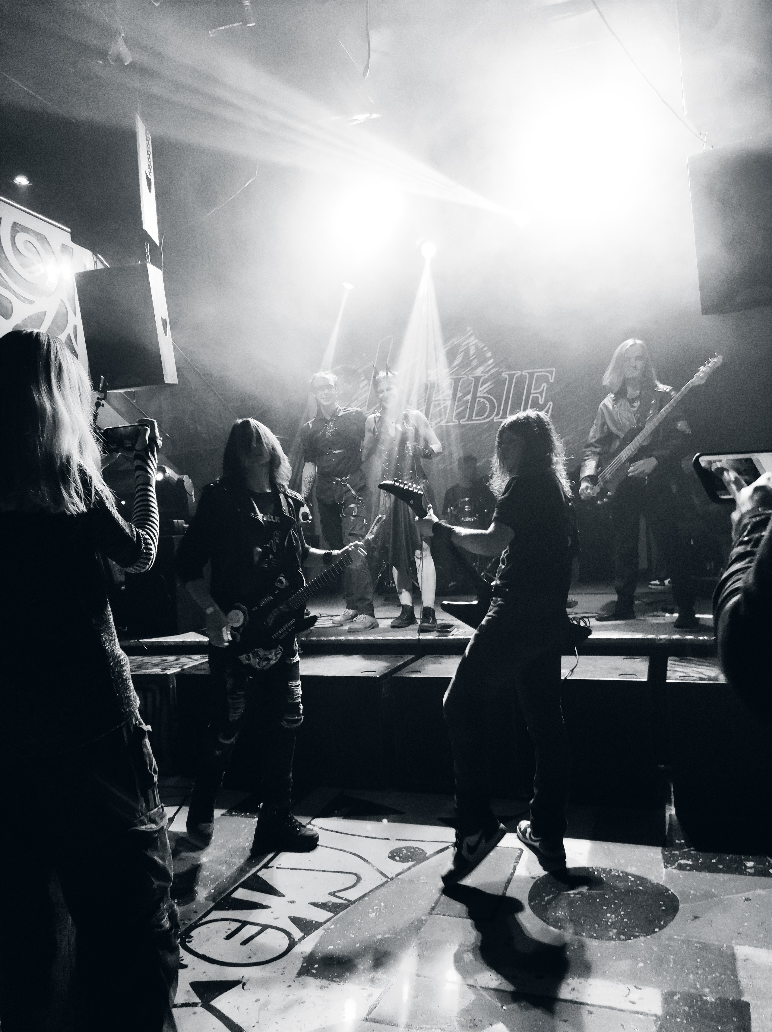 Иные. Rock night, клуб-галерея Эрмитаж. 15.11.2024. Фотограф Регина Крикунова г. Красноярск