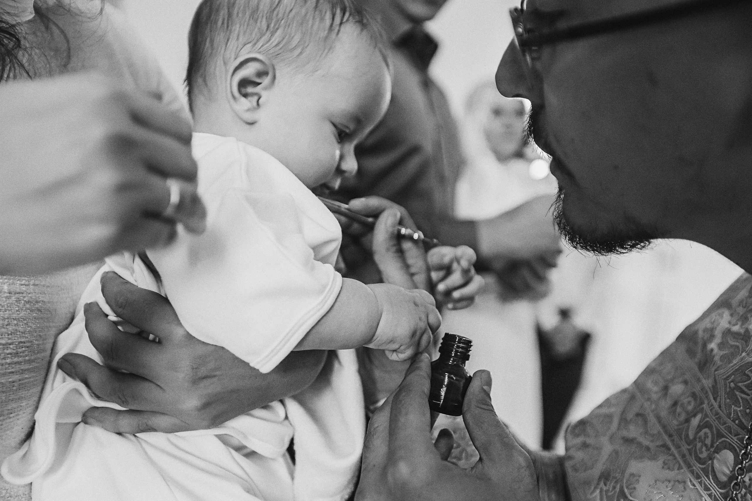 Крещение церковь около моста влюбленных. Семейный фотограф Тюмень, фотограф на роды Салмина Мария