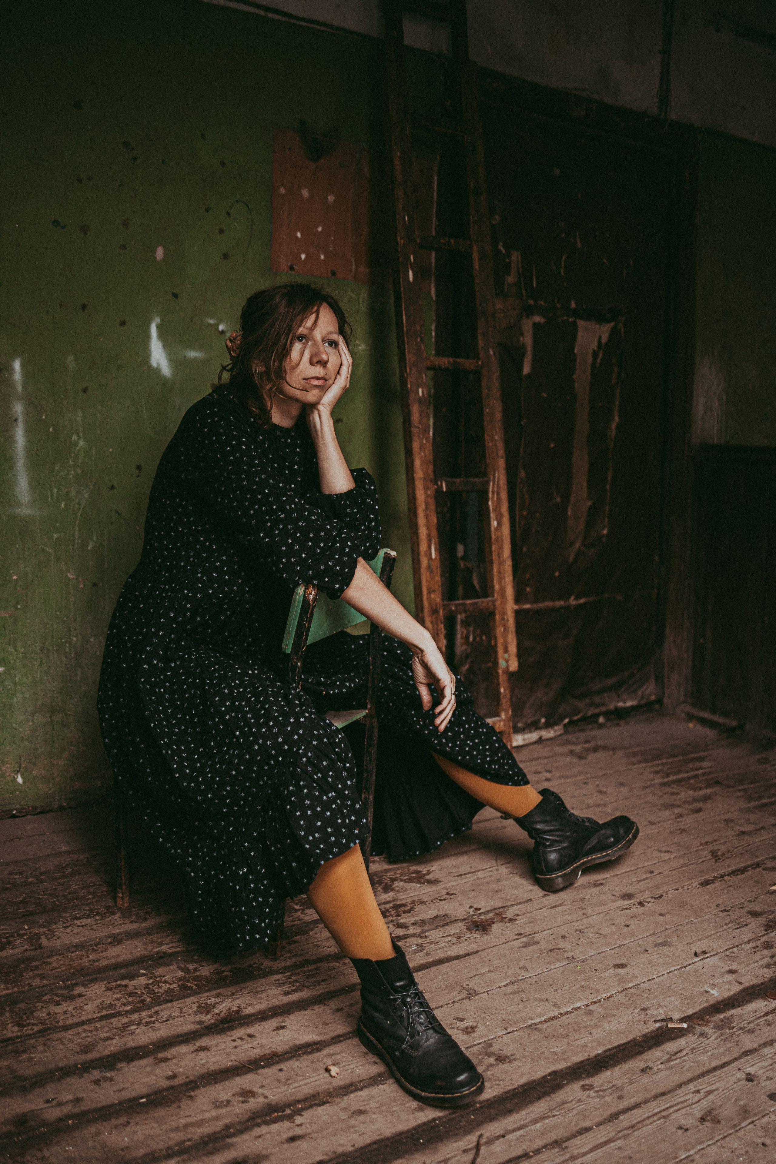 Во дворике на Хитровке. Семейный, женский фотограф Москве Лиза Лутцева