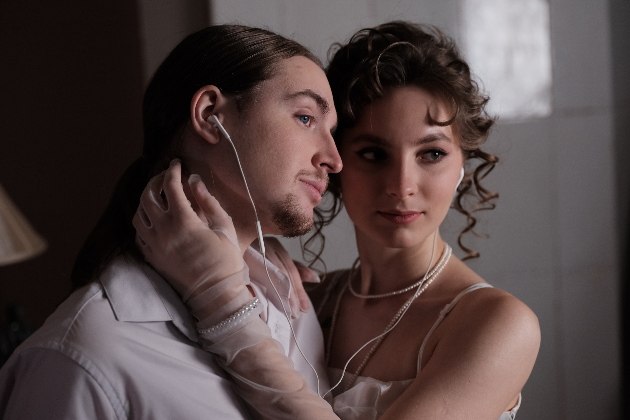 Катя и Арсений. Фотограф в Москве и Праге: индивидуальные портреты, парные фотосессии