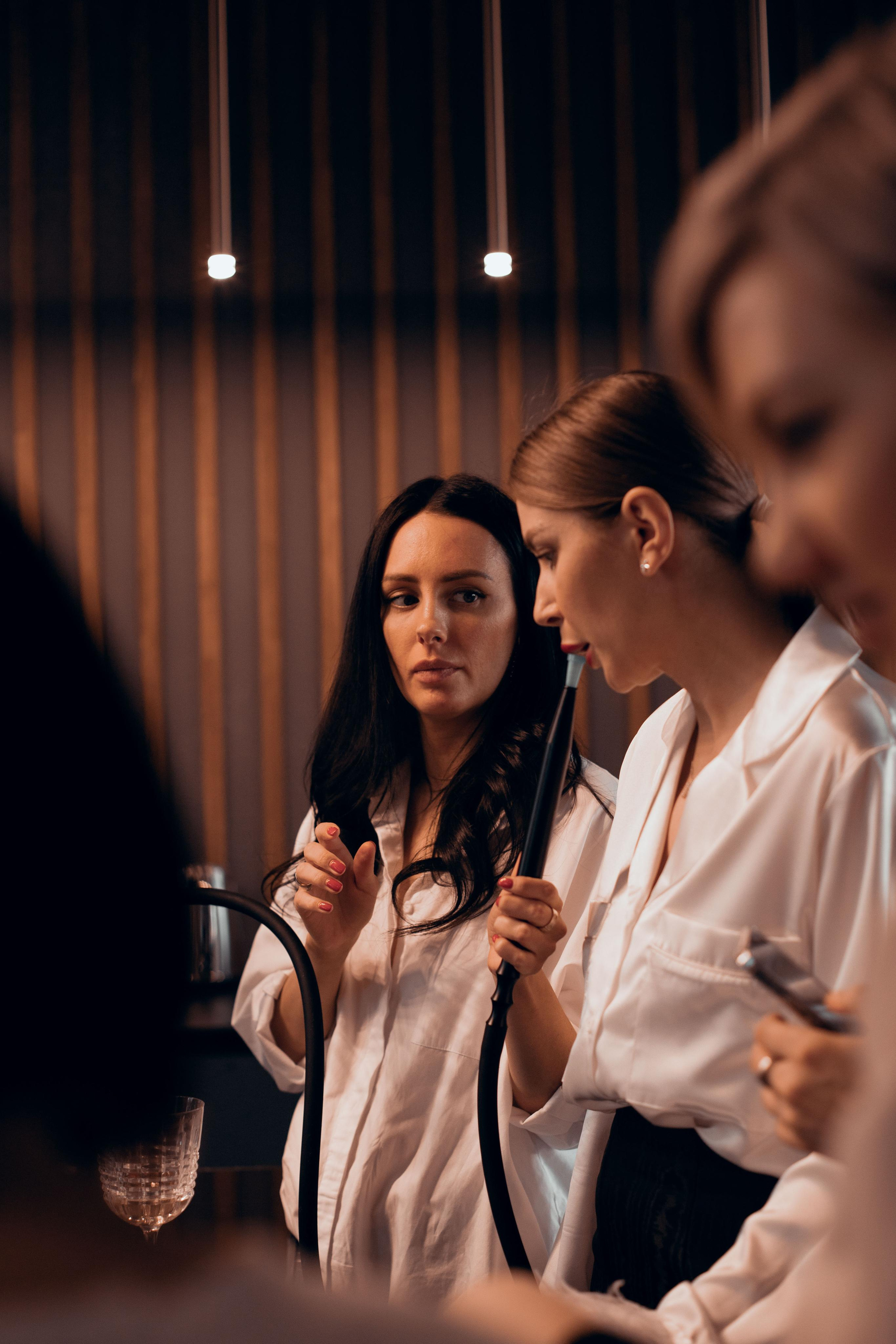 Alenka 'n her besties. Home