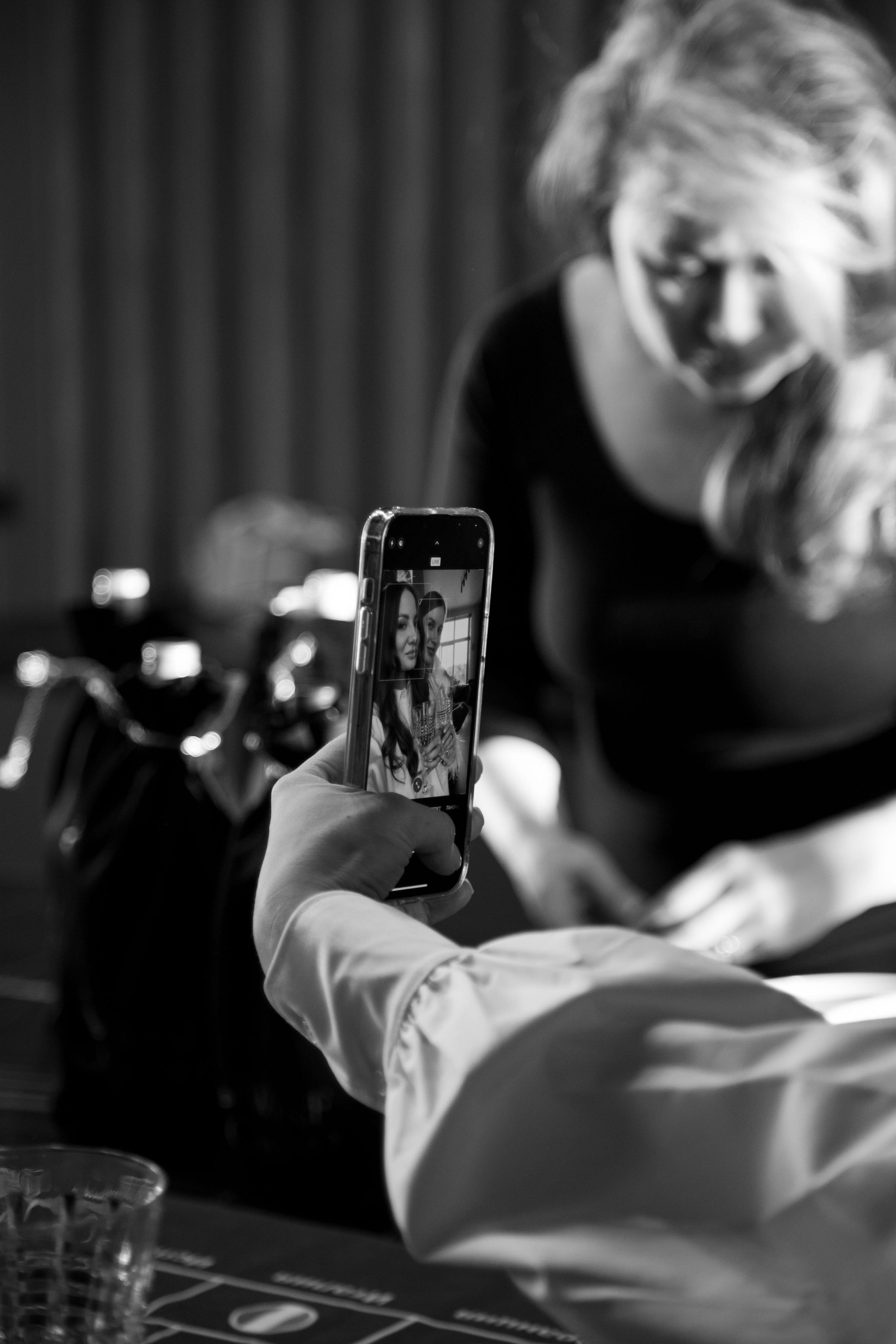 Alenka 'n her besties. Home