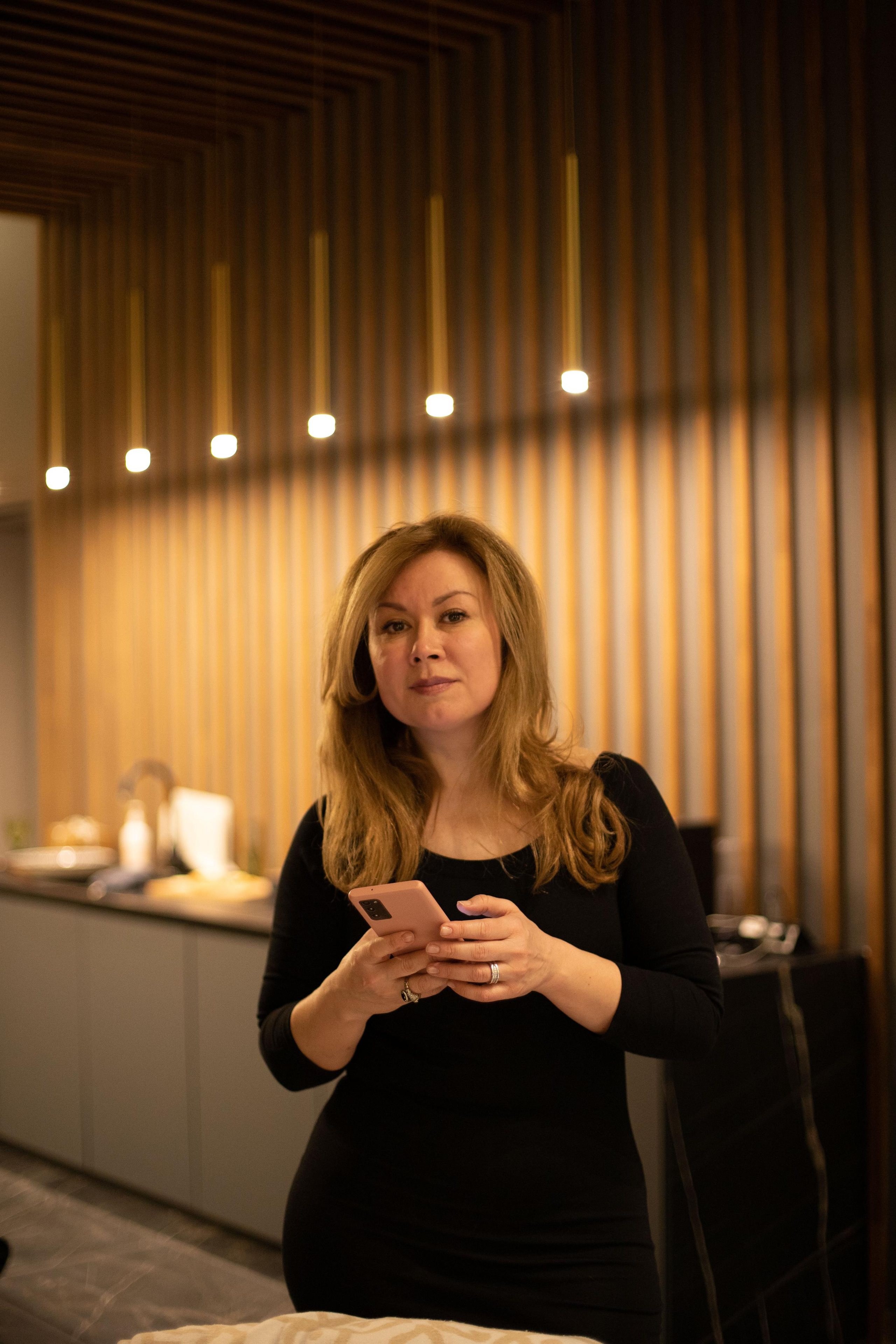 Alenka 'n her besties. Home