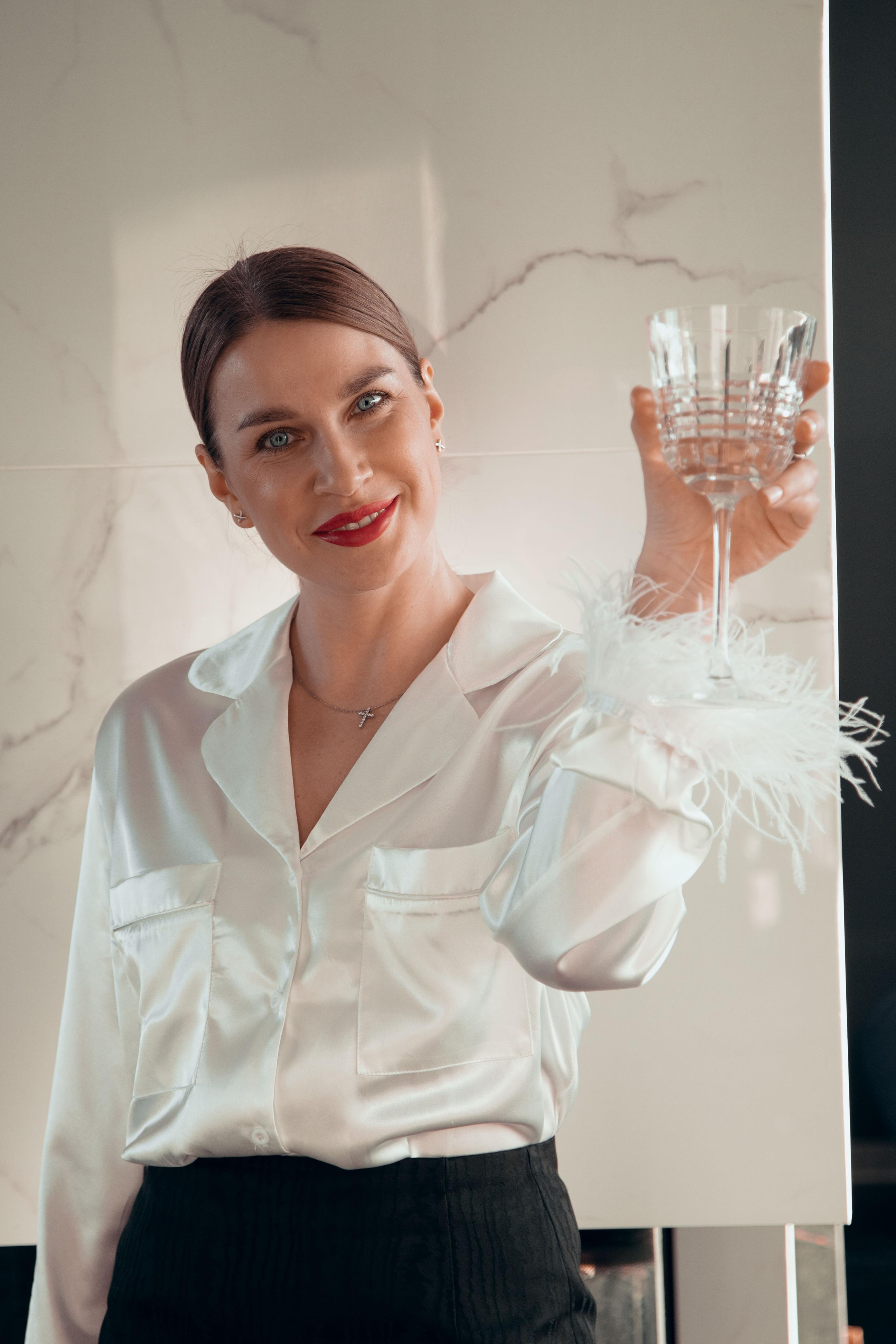 Alenka 'n her besties. Home