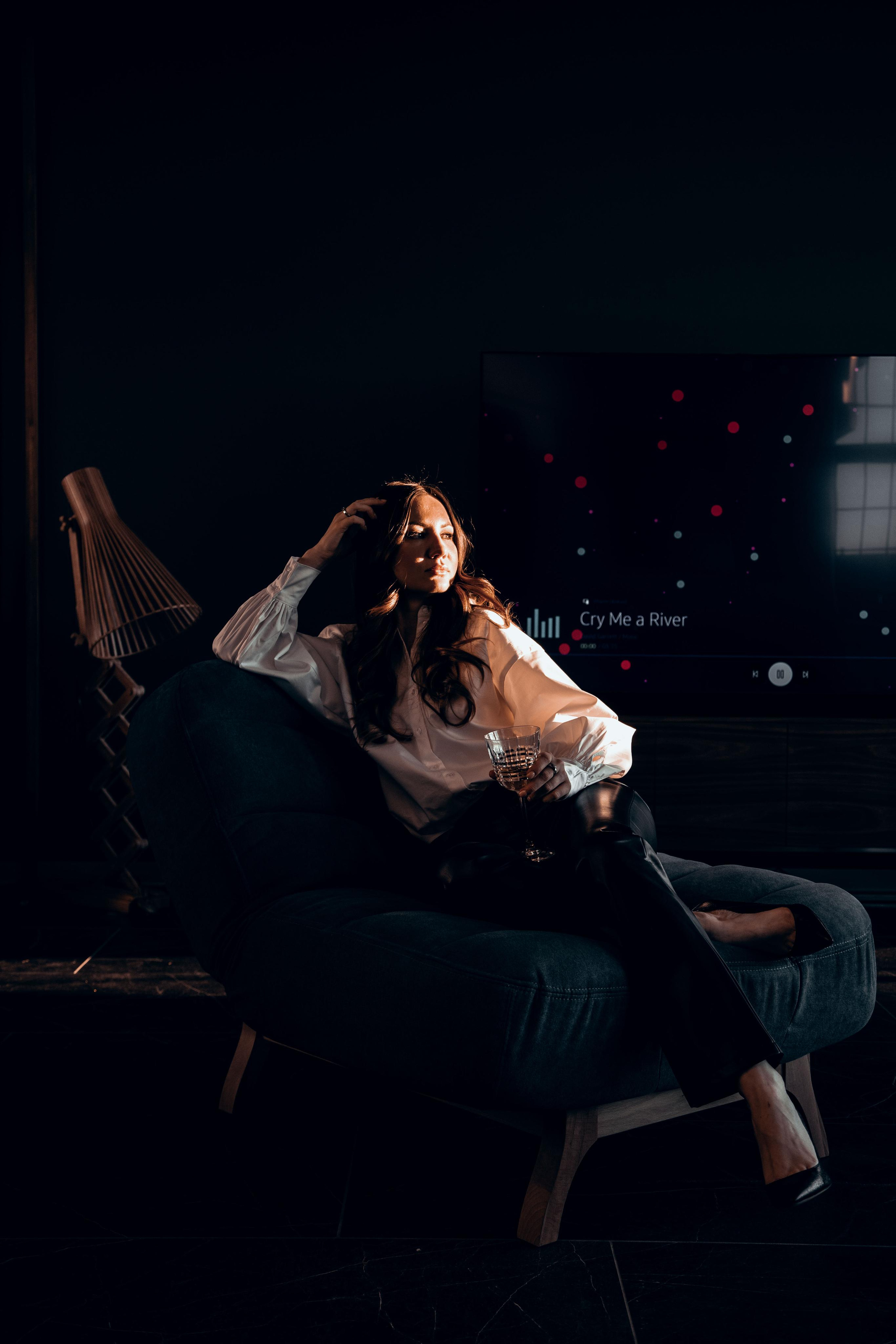 Alenka 'n her besties. Home