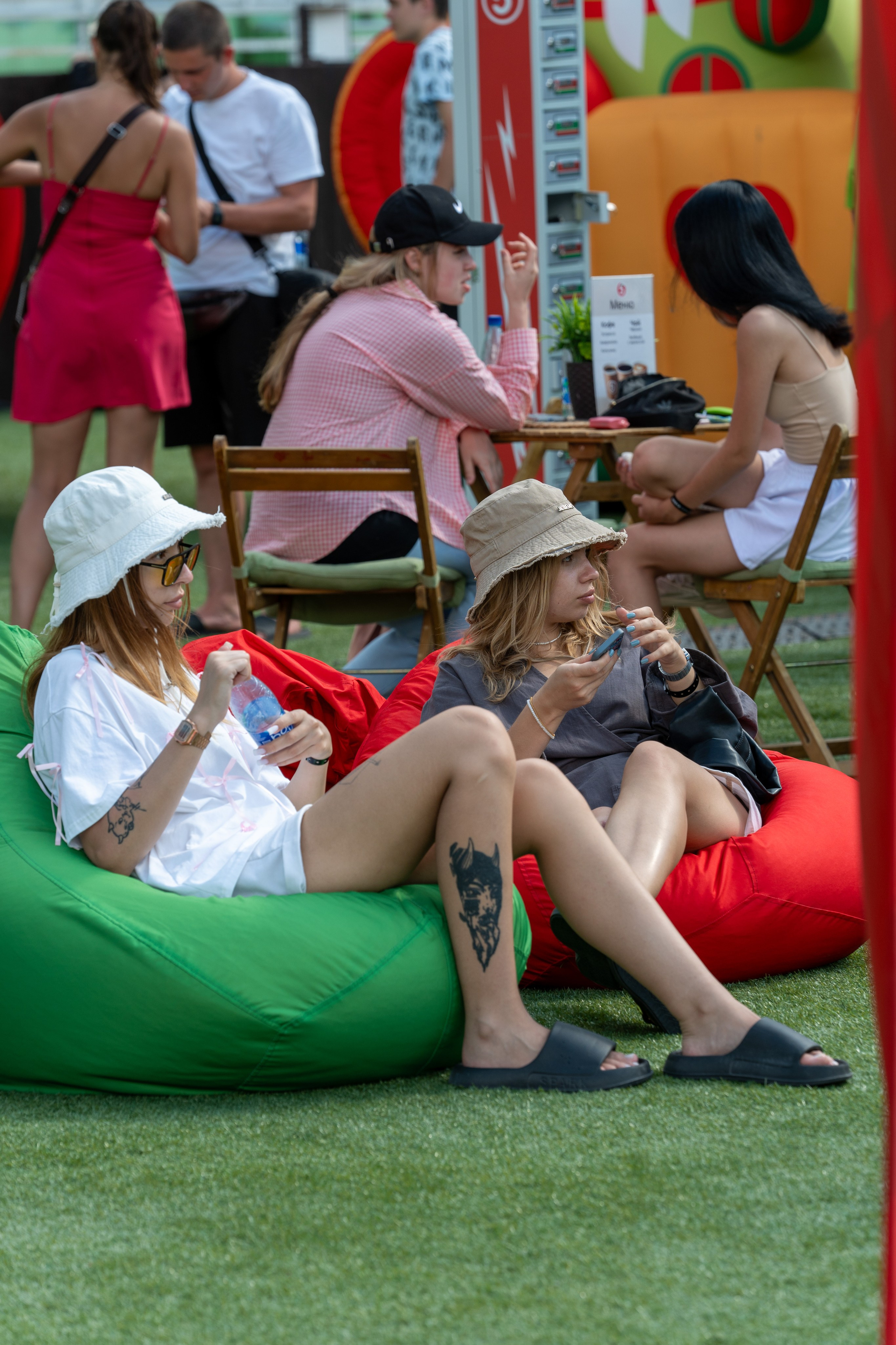 Фотоотчет партнеской интеграции для сети «Пятерочка» на фестивале «Grounded». Репортажный фотограф в Красной Поляне и Сочи Павлюченко Екатерина