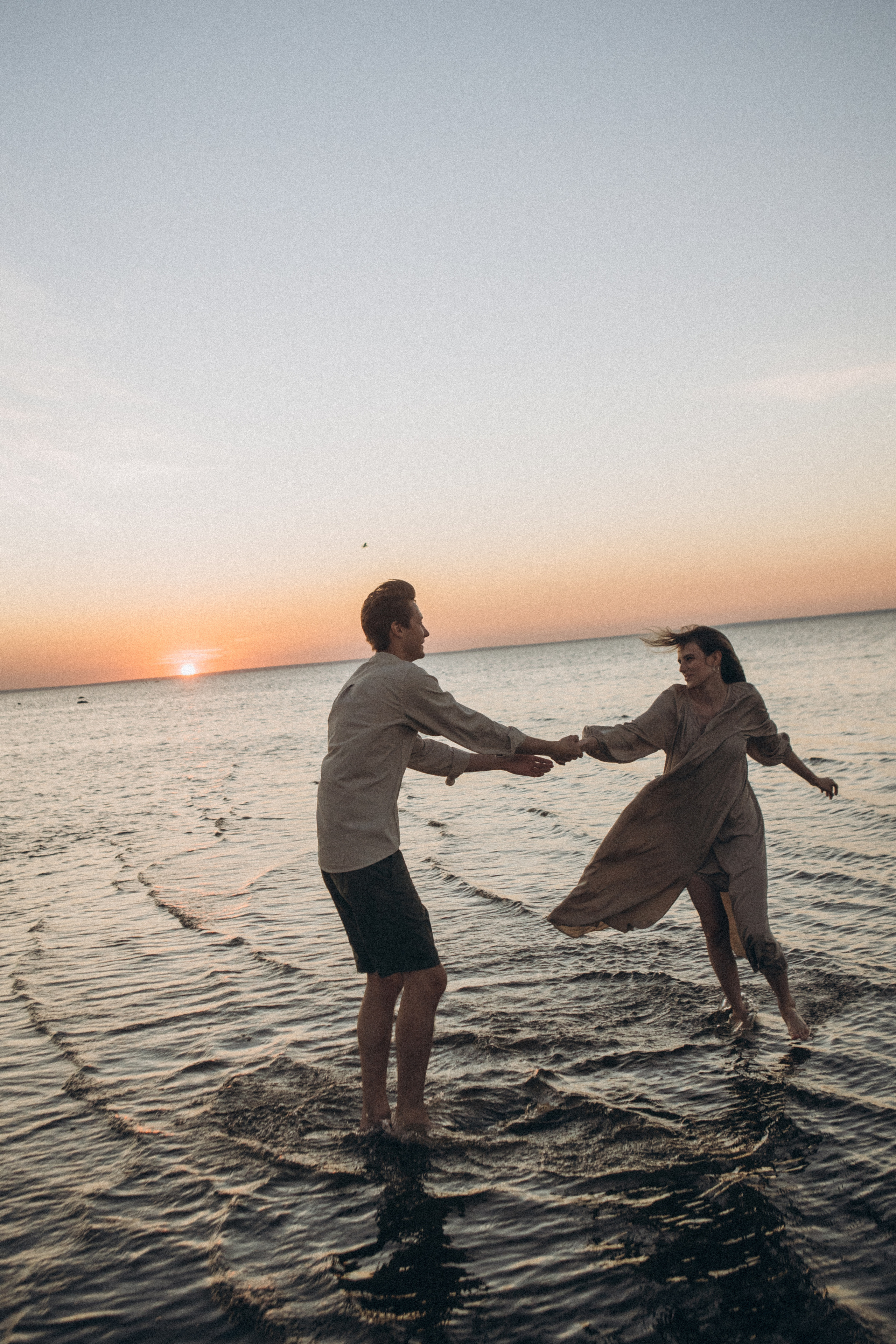 Ловить закат на заливе. Даша Яковенко Фотограф Спб