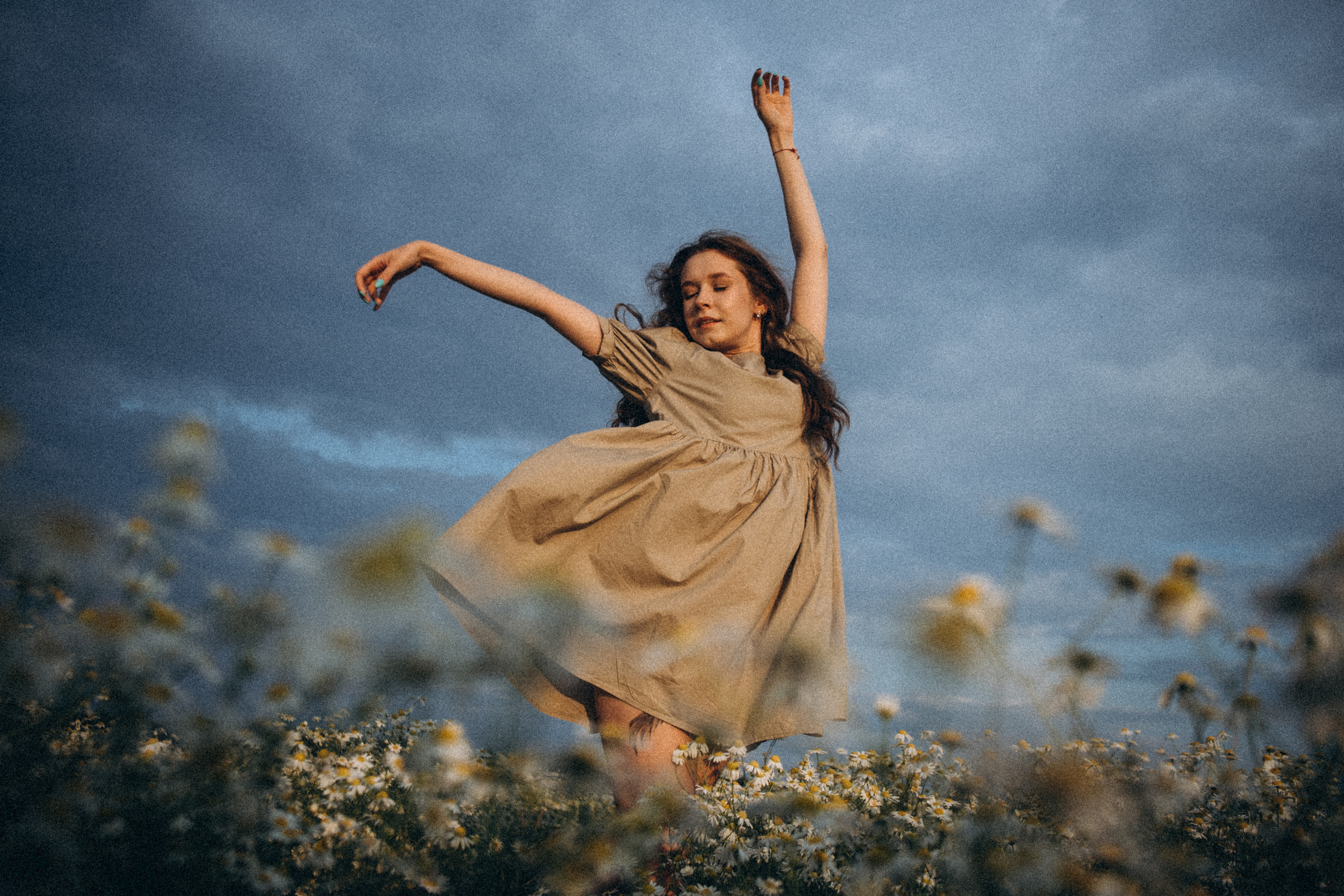 В ромашковом поле. Даша Яковенко Фотограф Спб