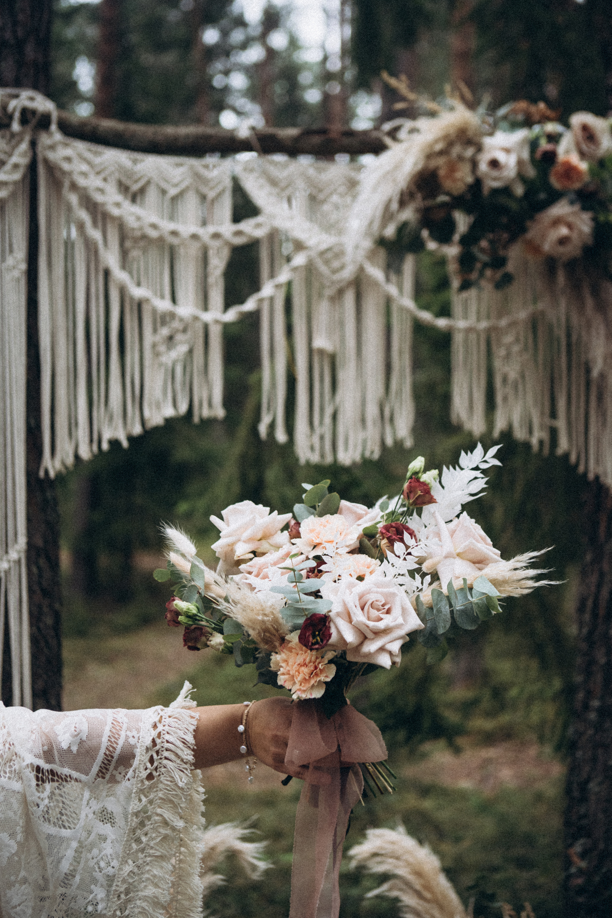 Праздновать годовщину в лесу. Даша Яковенко Фотограф Спб