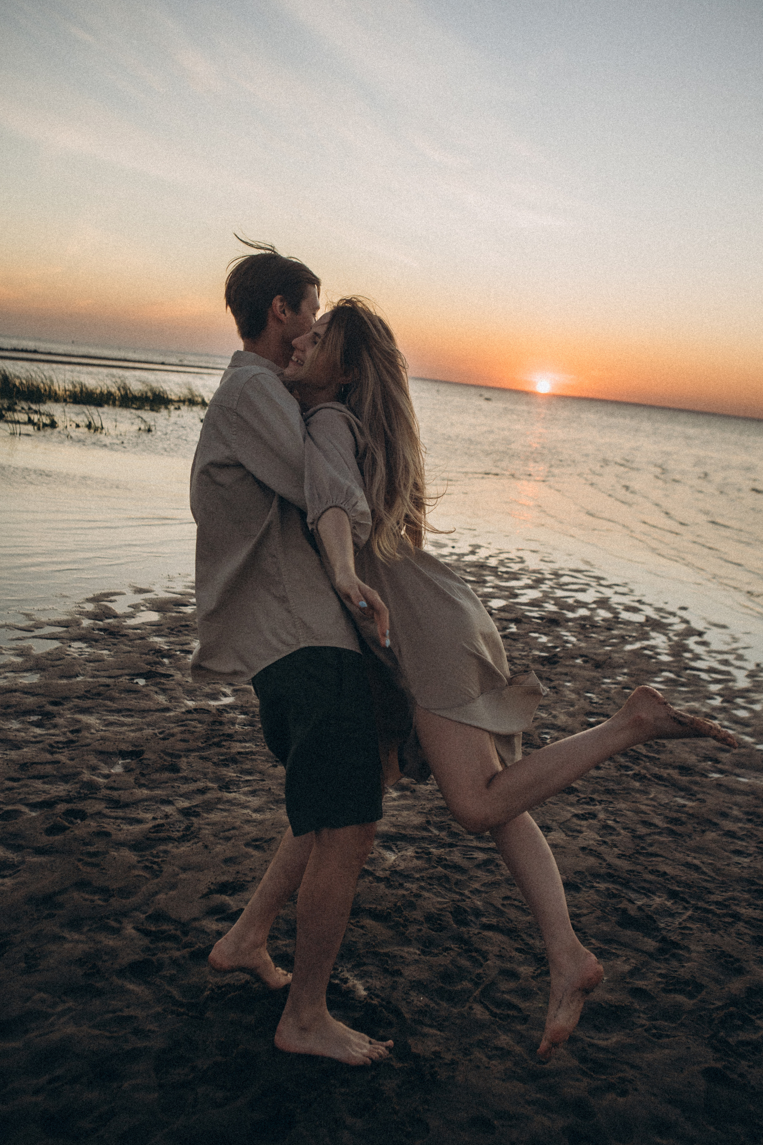 Ловить закат на заливе. Даша Яковенко Фотограф Спб