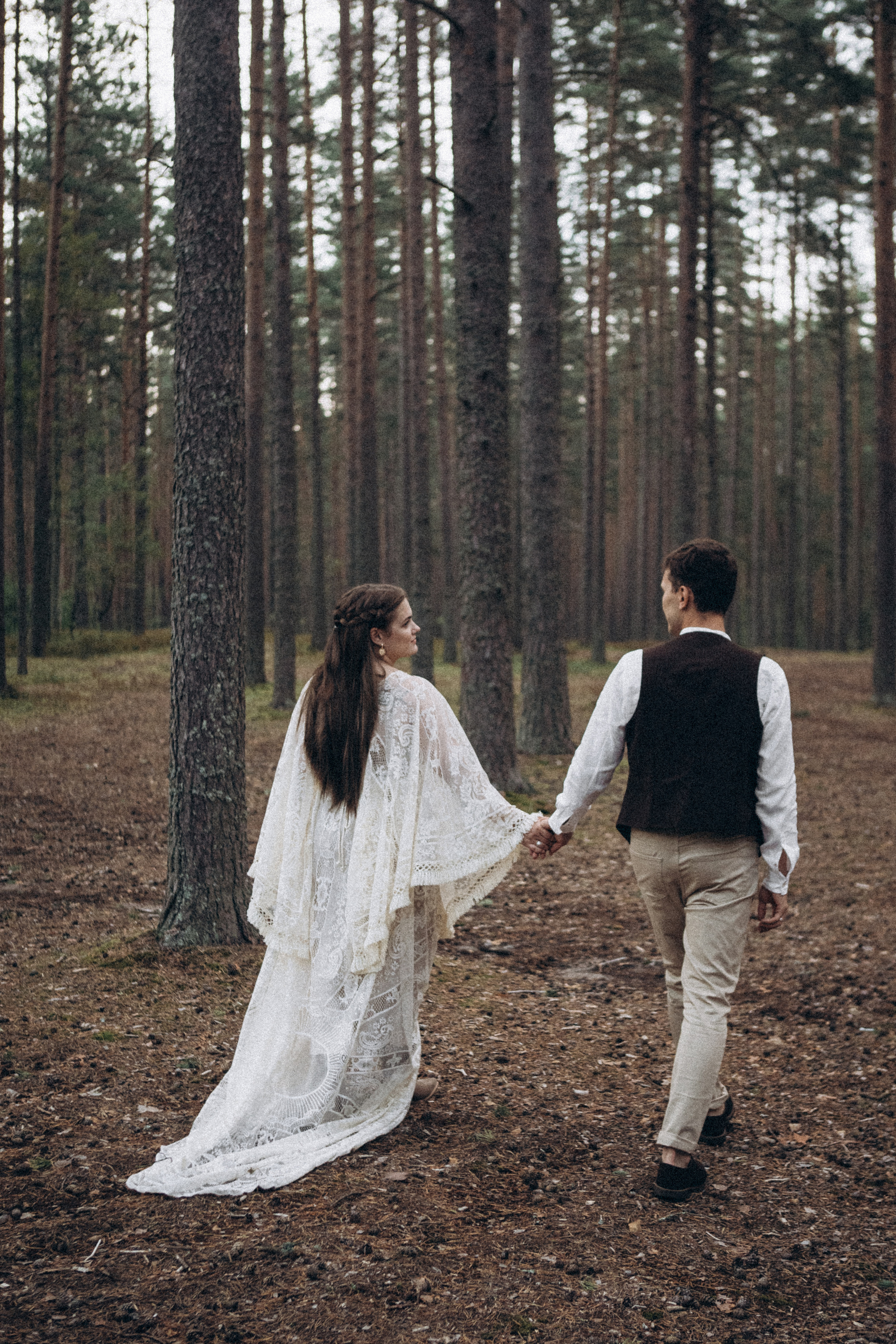 Праздновать годовщину в лесу. Даша Яковенко Фотограф Спб