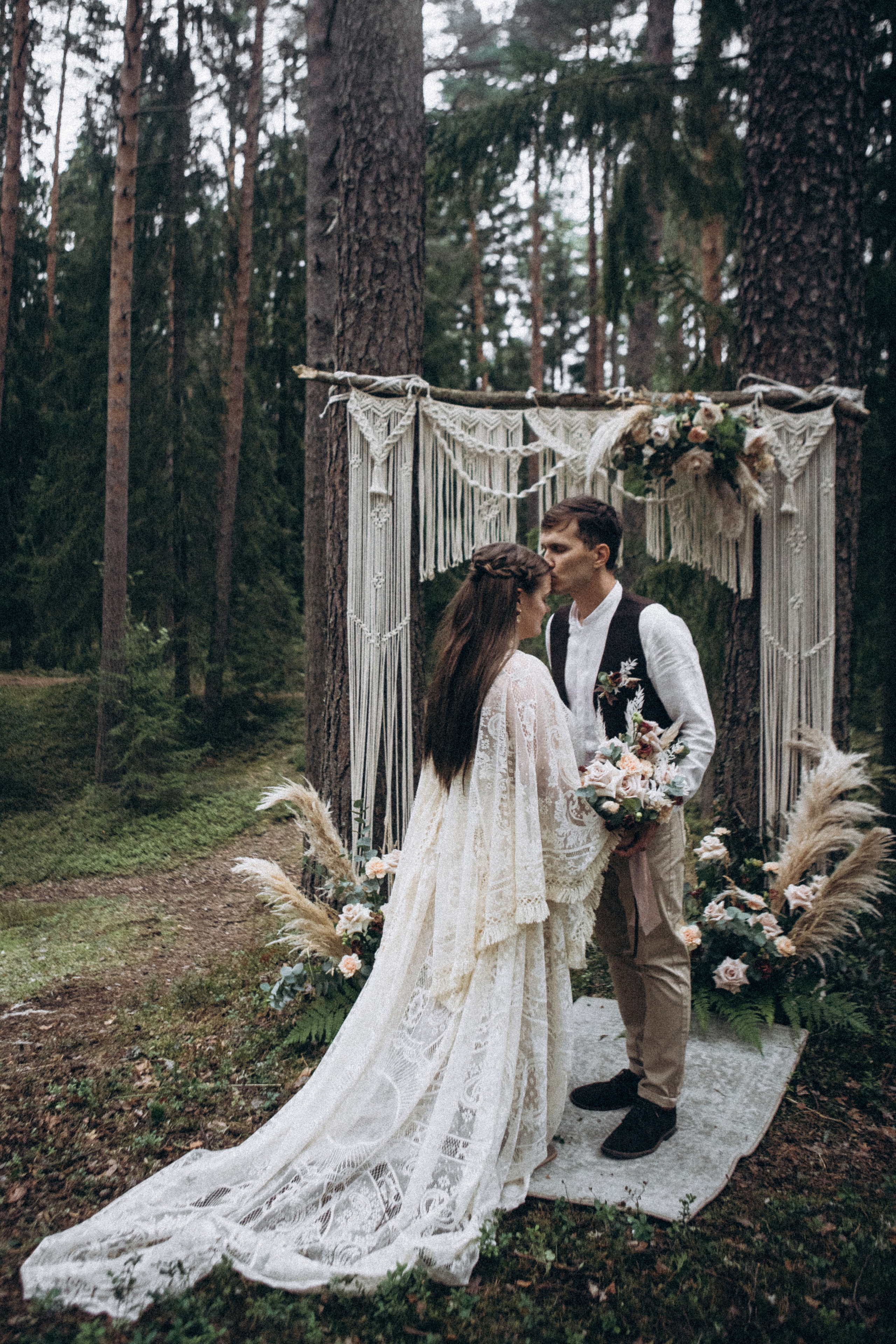 Праздновать годовщину в лесу. Даша Яковенко Фотограф Спб