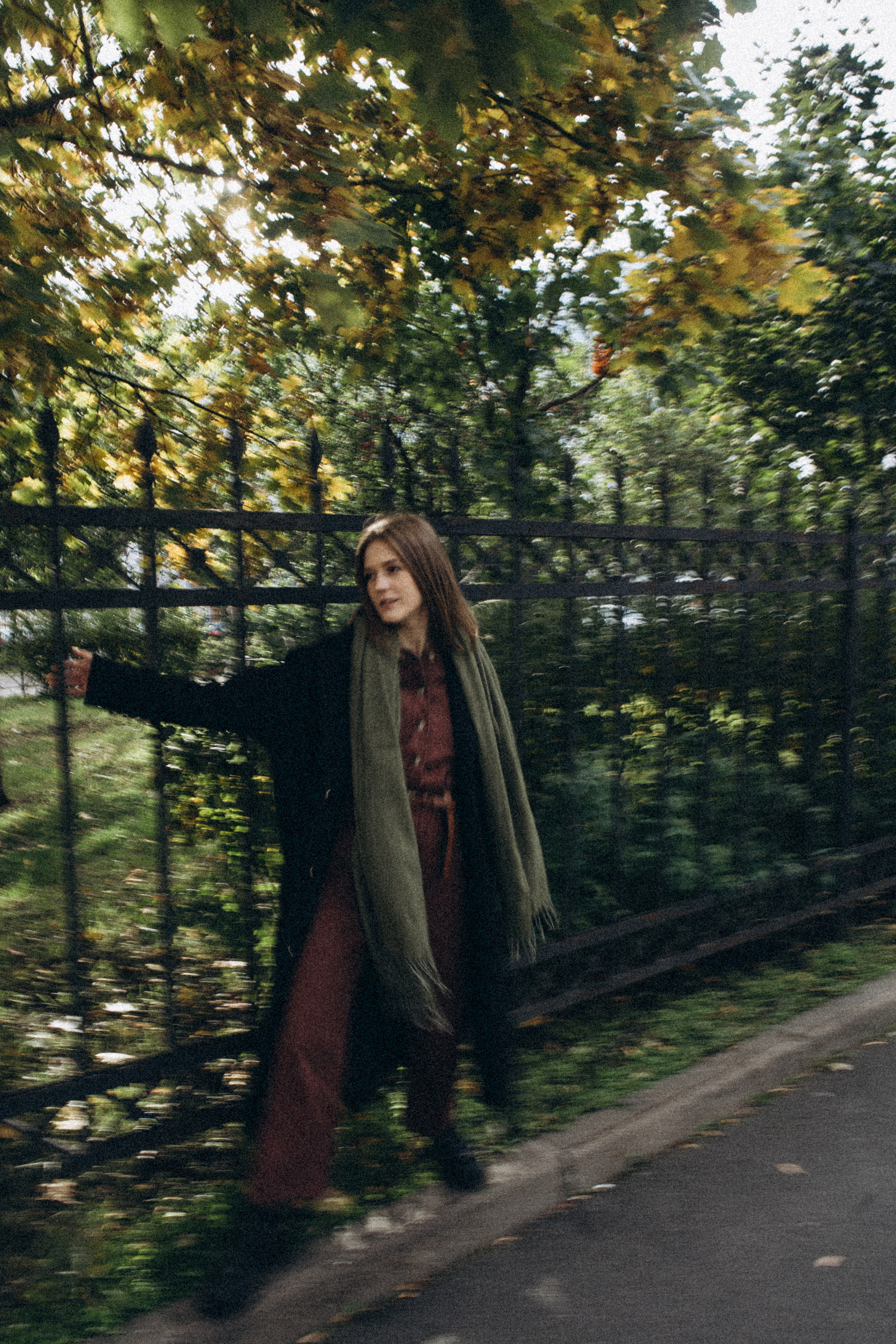 Шуршать первыми листьями. Даша Яковенко Фотограф Спб