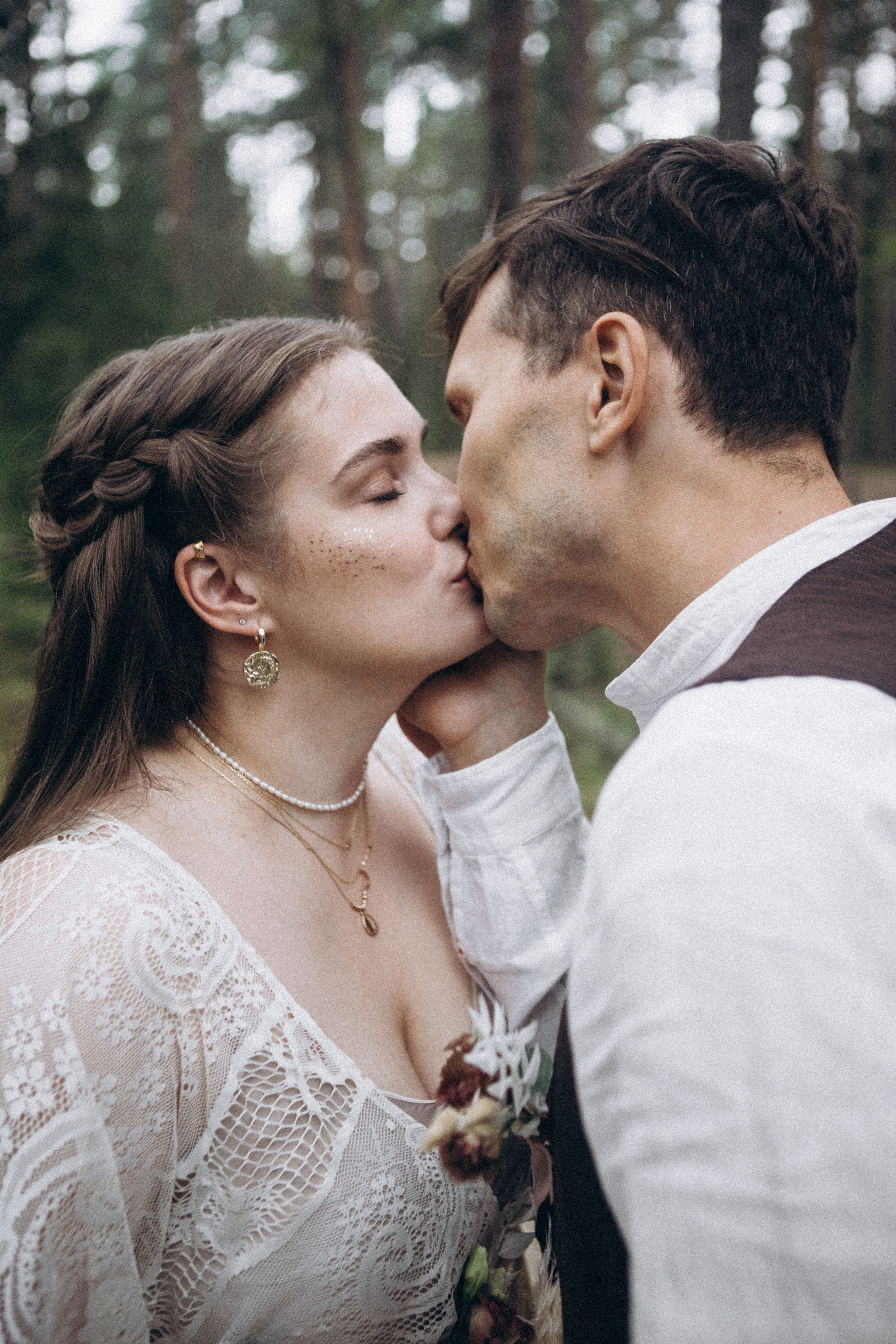 Праздновать годовщину в лесу. Даша Яковенко Фотограф Спб