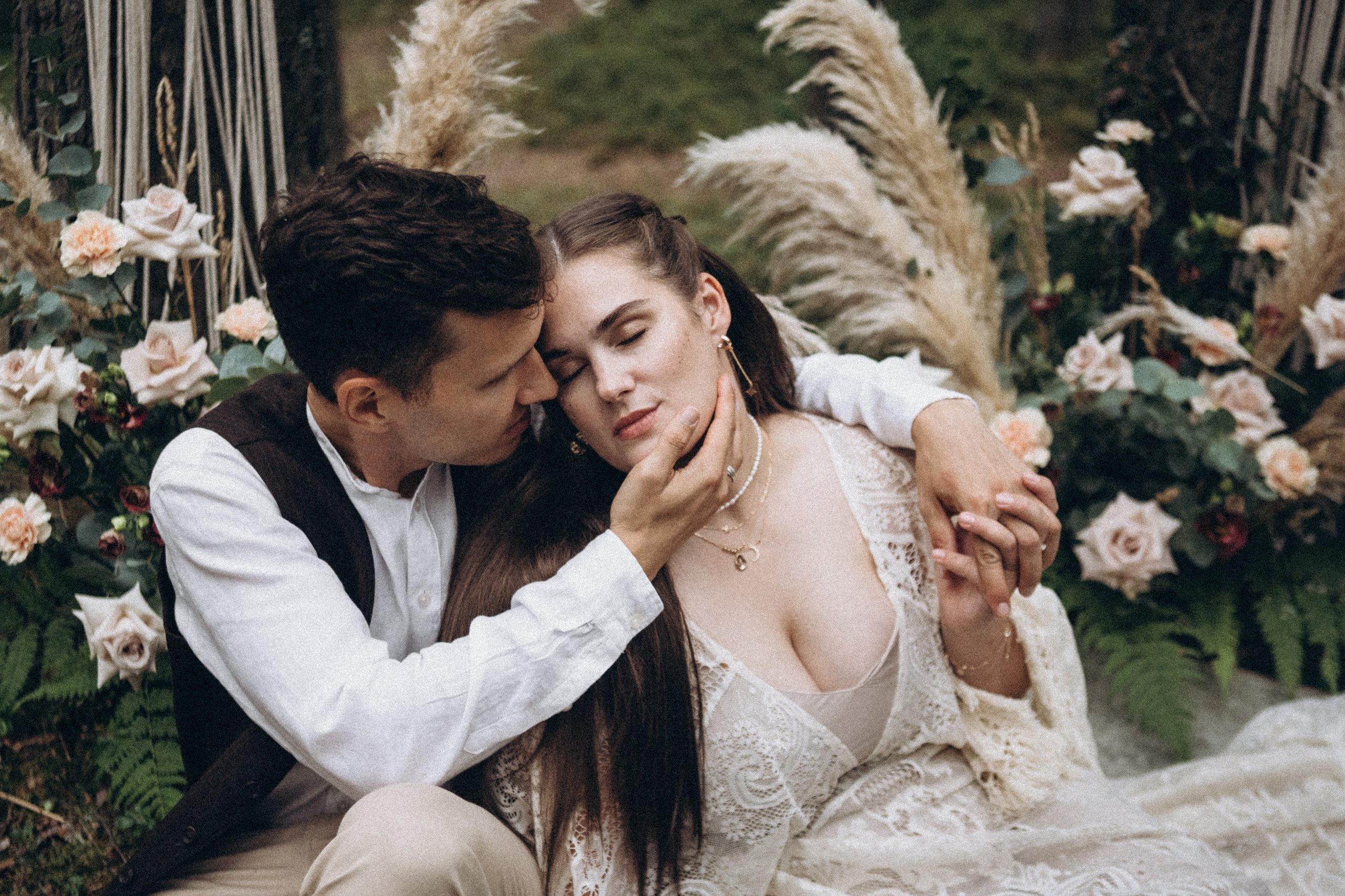 Праздновать годовщину в лесу. Даша Яковенко Фотограф Спб